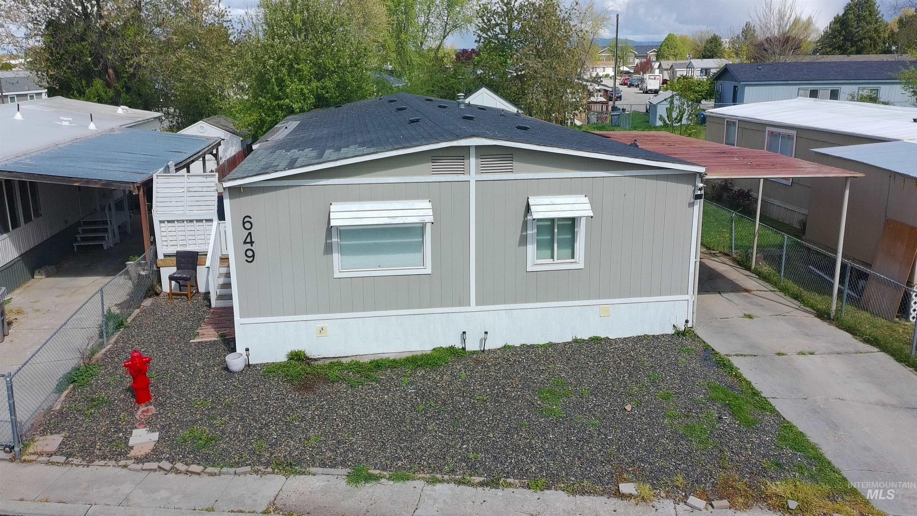 649 SIVER CITY DR, Boise, Idaho 83713, 3 Bedrooms, 2 Bathrooms, Residential For Sale, Price $145,000,MLS 98983914