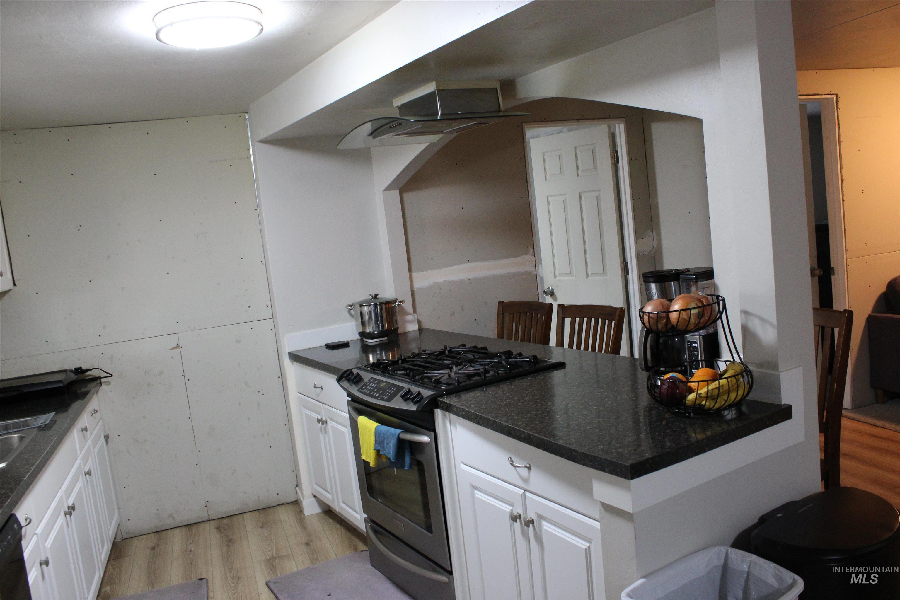 649 SIVER CITY DR, Boise, Idaho 83713, 3 Bedrooms, 2 Bathrooms, Residential For Sale, Price $145,000,MLS 98983914