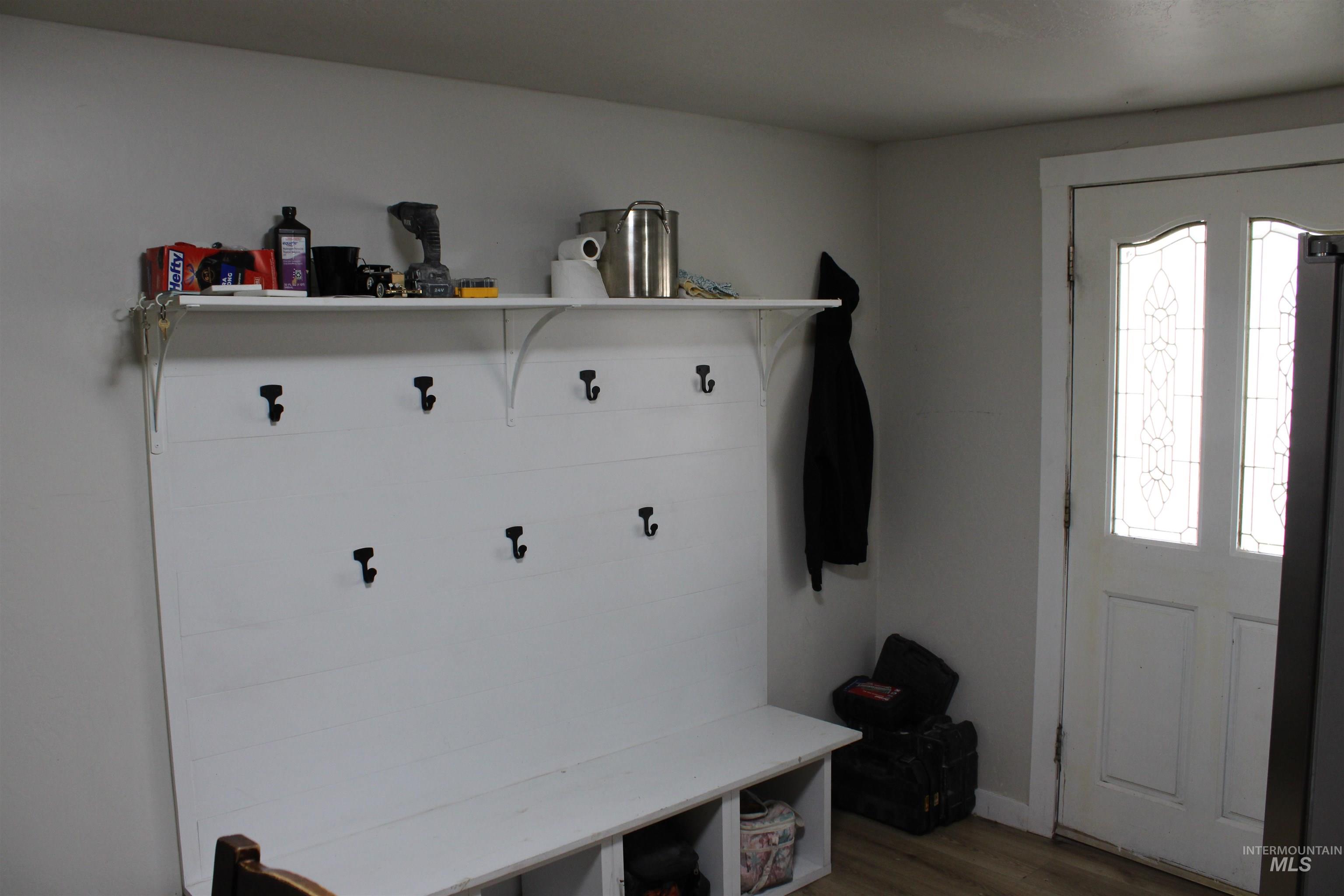 649 SIVER CITY DR, Boise, Idaho 83713, 3 Bedrooms, 2 Bathrooms, Residential For Sale, Price $145,000,MLS 98983914