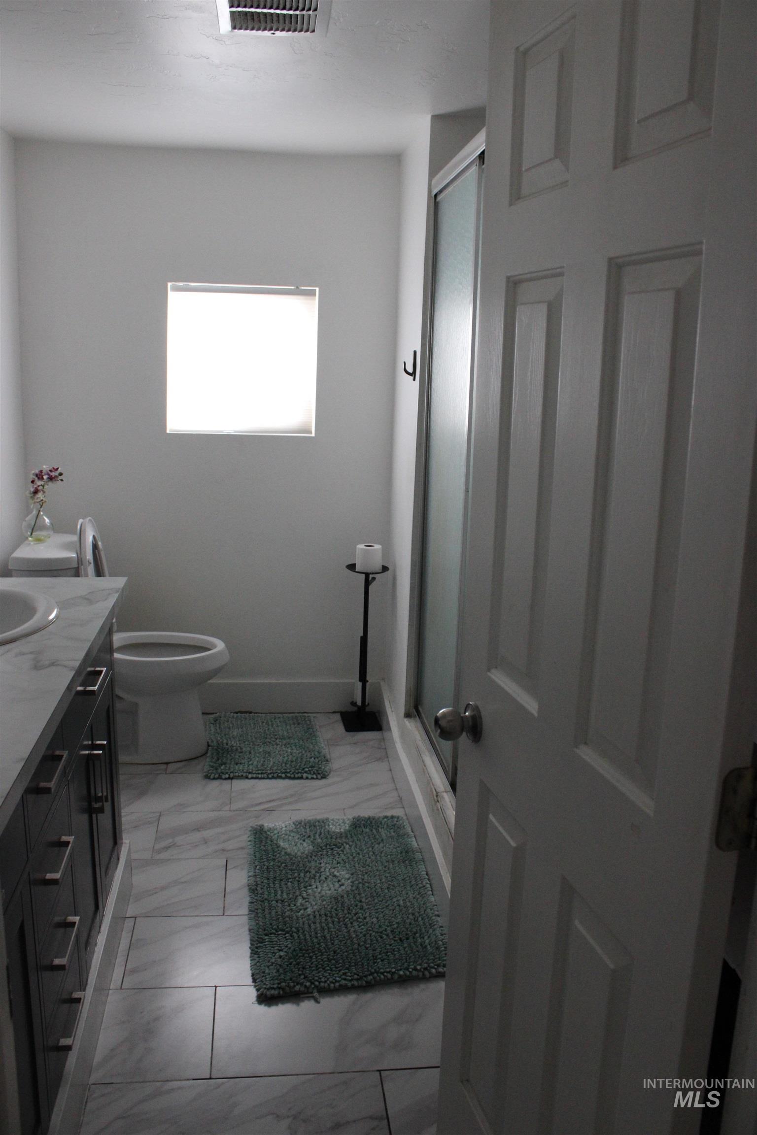 649 SIVER CITY DR, Boise, Idaho 83713, 3 Bedrooms, 2 Bathrooms, Residential For Sale, Price $145,000,MLS 98983914