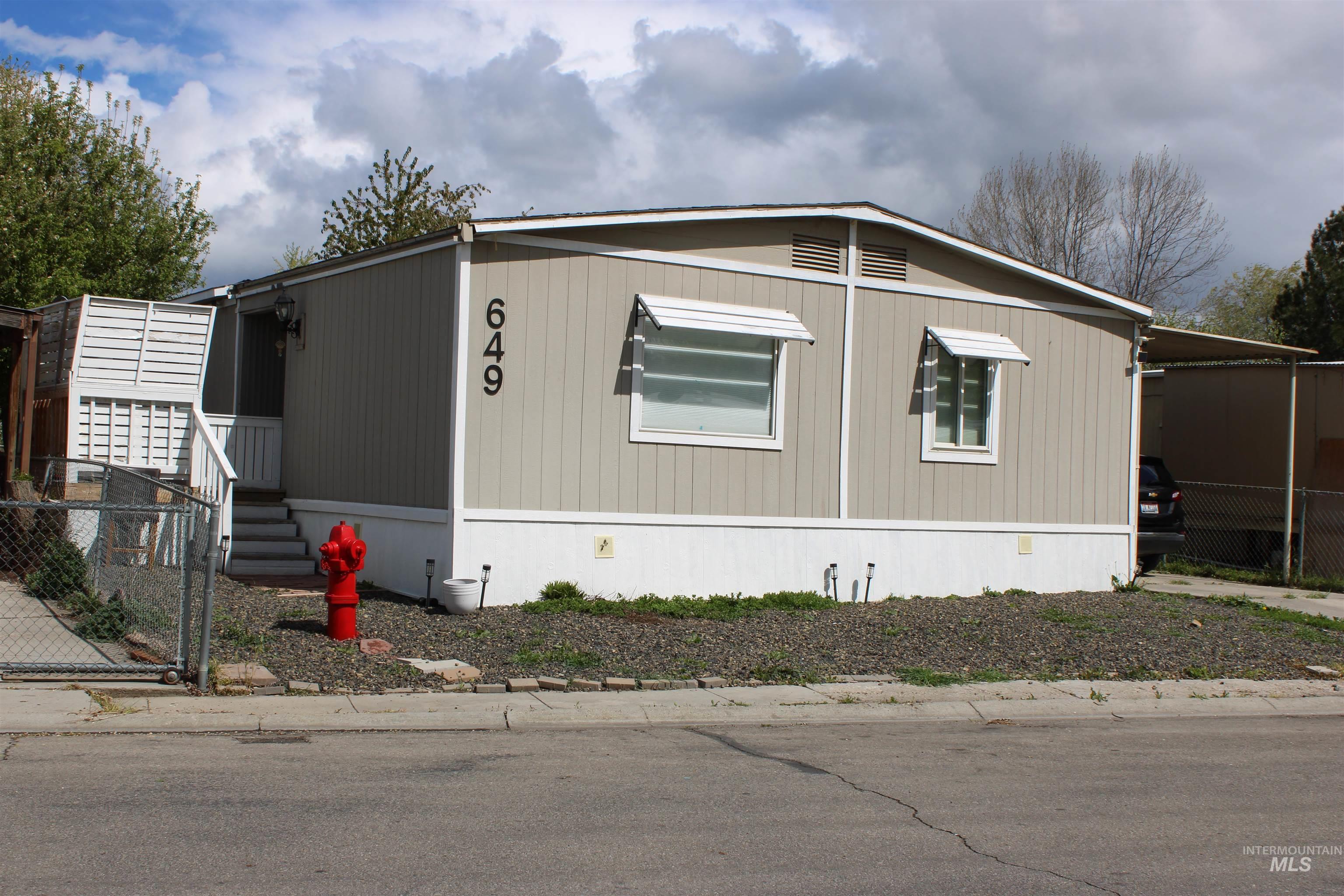 649 SIVER CITY DR, Boise, Idaho 83713, 3 Bedrooms, 2 Bathrooms, Residential For Sale, Price $145,000,MLS 98983914