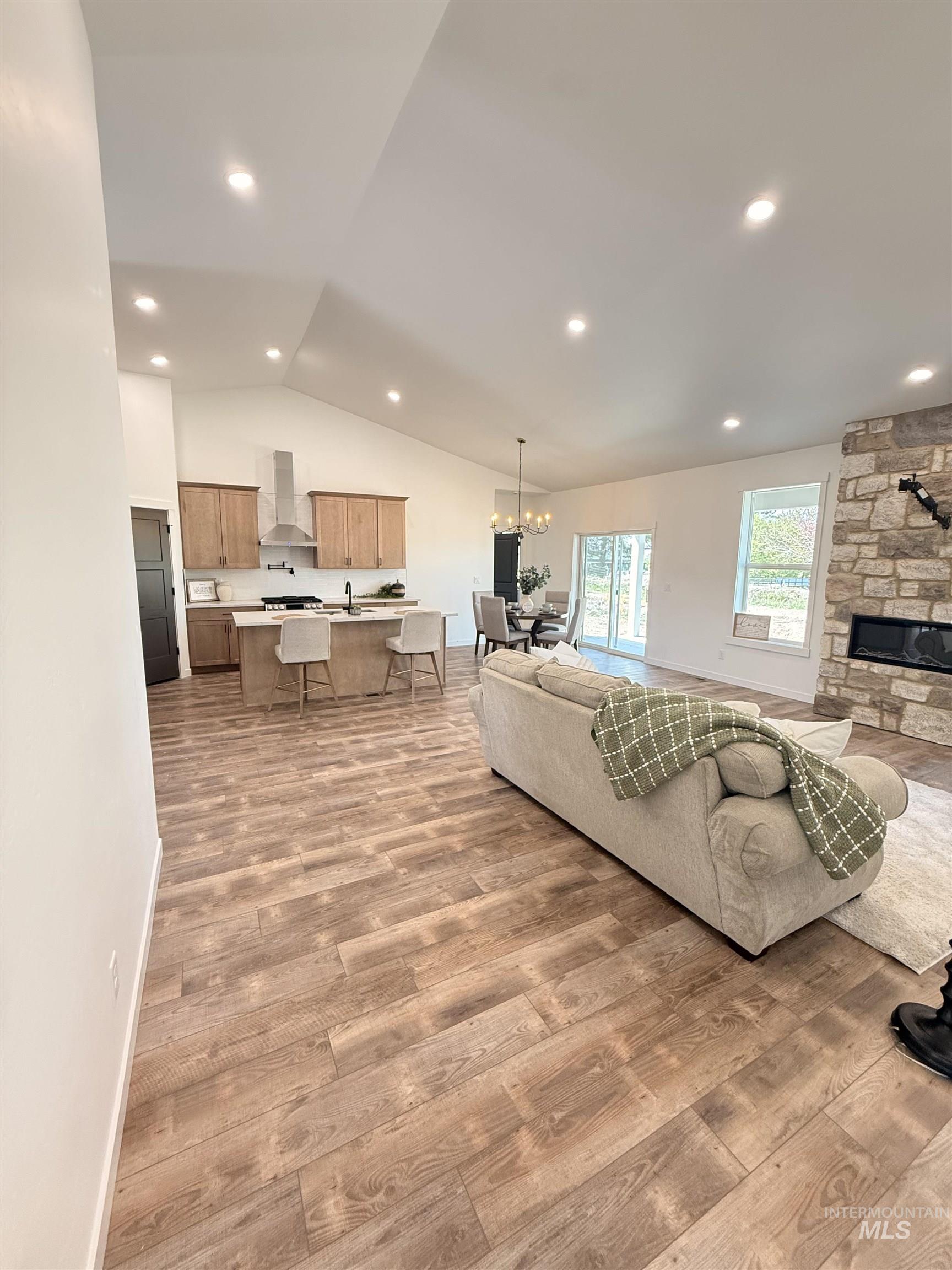 1220 Bronze, Rupert, Idaho 83350, 4 Bedrooms, 2 Bathrooms, Residential For Sale, Price $410,000,MLS 98983915