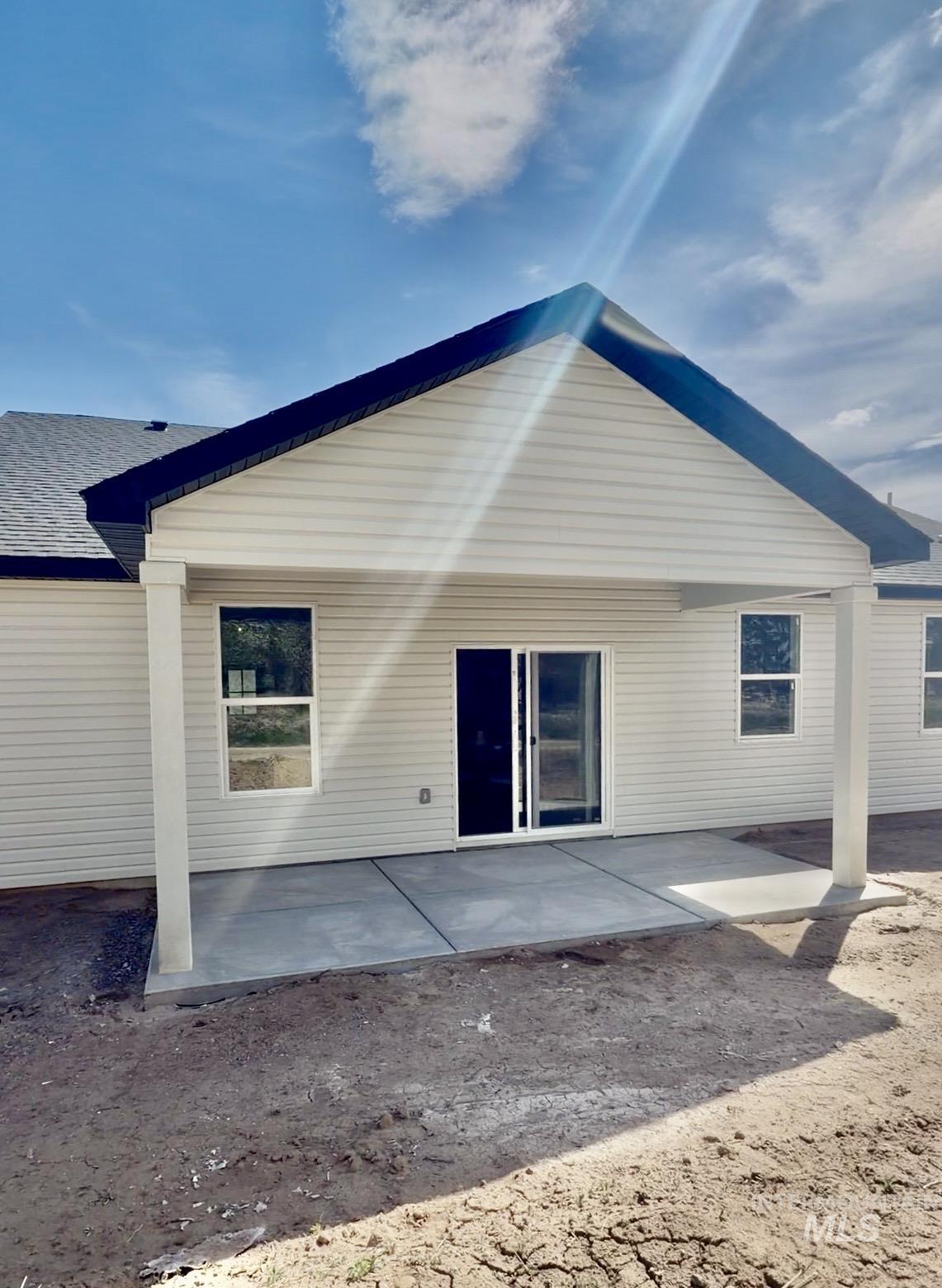 1220 Bronze, Rupert, Idaho 83350, 4 Bedrooms, 2 Bathrooms, Residential For Sale, Price $410,000,MLS 98983915