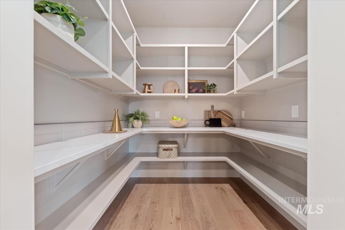 4719 N Supai Pl, Meridian, Idaho 83646, 3 Bedrooms, 3.5 Bathrooms, Residential For Sale, Price $1,124,900, 98983918