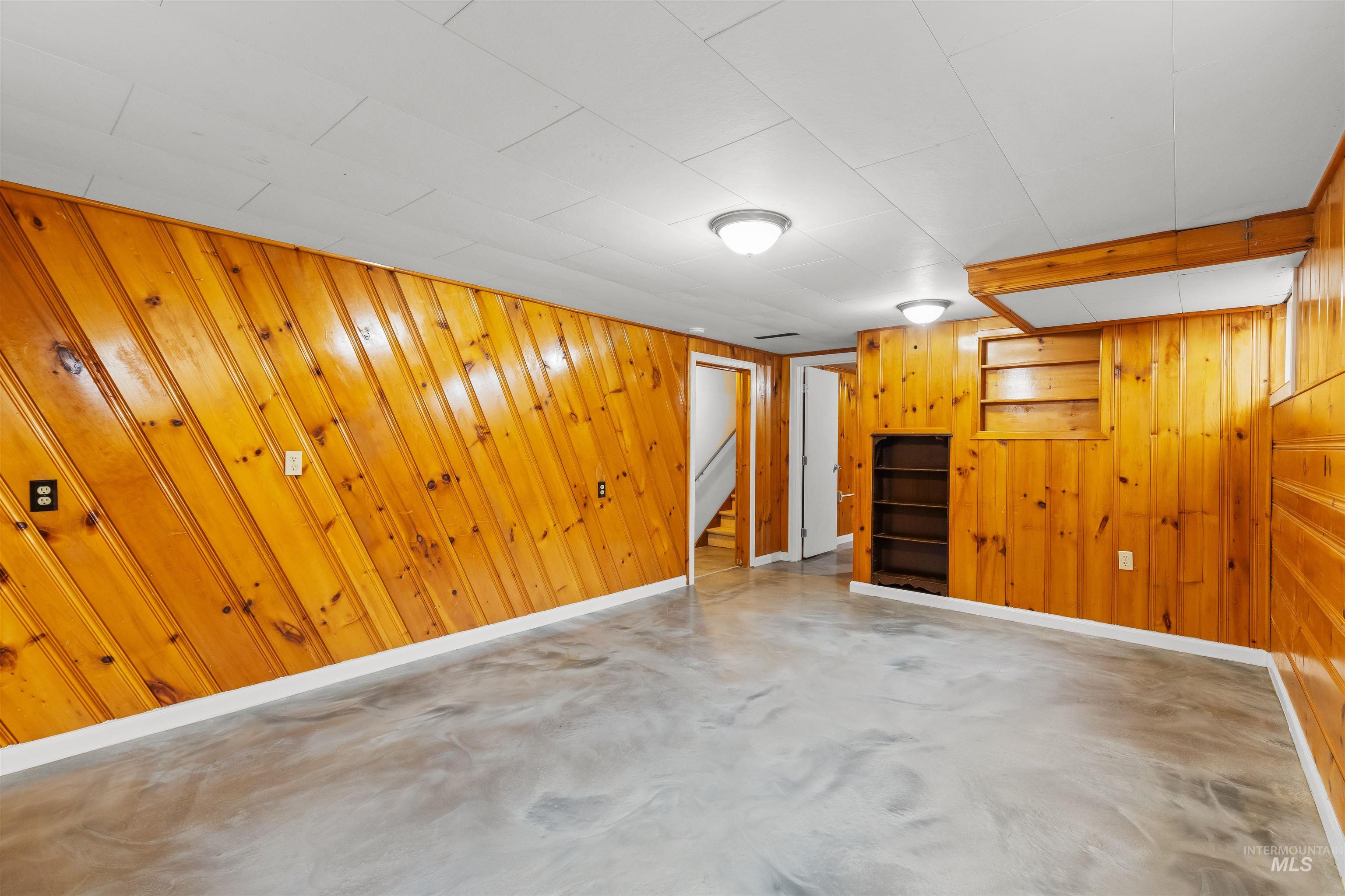 2320 9th Ave, Lewiston, Idaho 83501, 3 Bedrooms, 2 Bathrooms, Residential For Sale, Price $345,000, 98983919