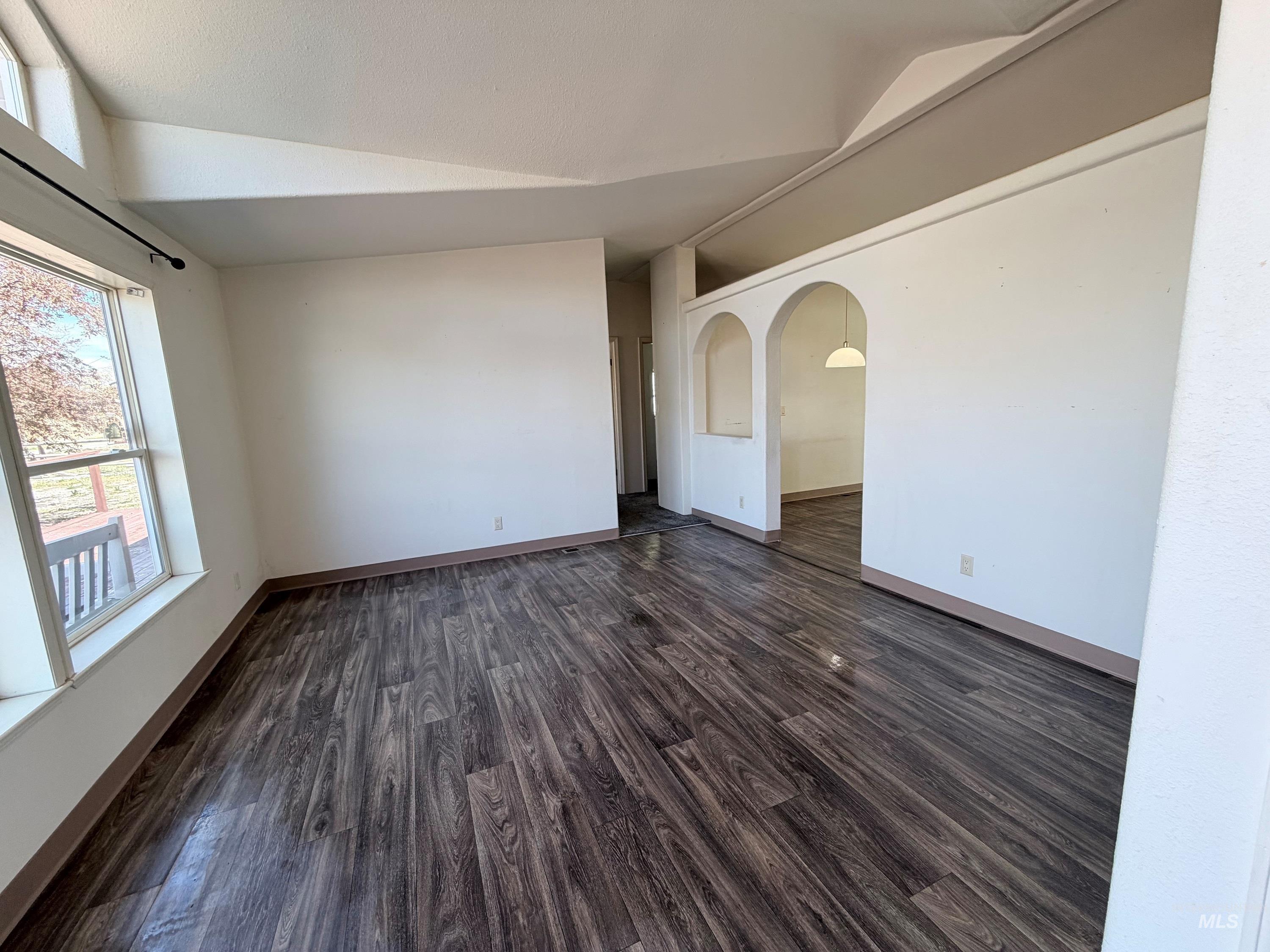 131-A Hilltop Court, Burley, Idaho 83318-0000, 3 Bedrooms, 2 Bathrooms, Residential For Sale, Price $430,000,MLS 98983920