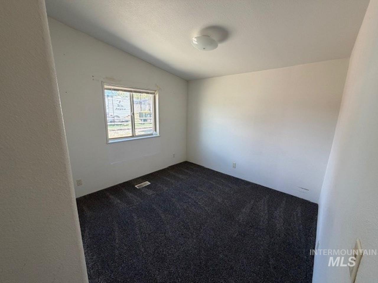 131-A Hilltop Court, Burley, Idaho 83318-0000, 3 Bedrooms, 2 Bathrooms, Residential For Sale, Price $430,000,MLS 98983920