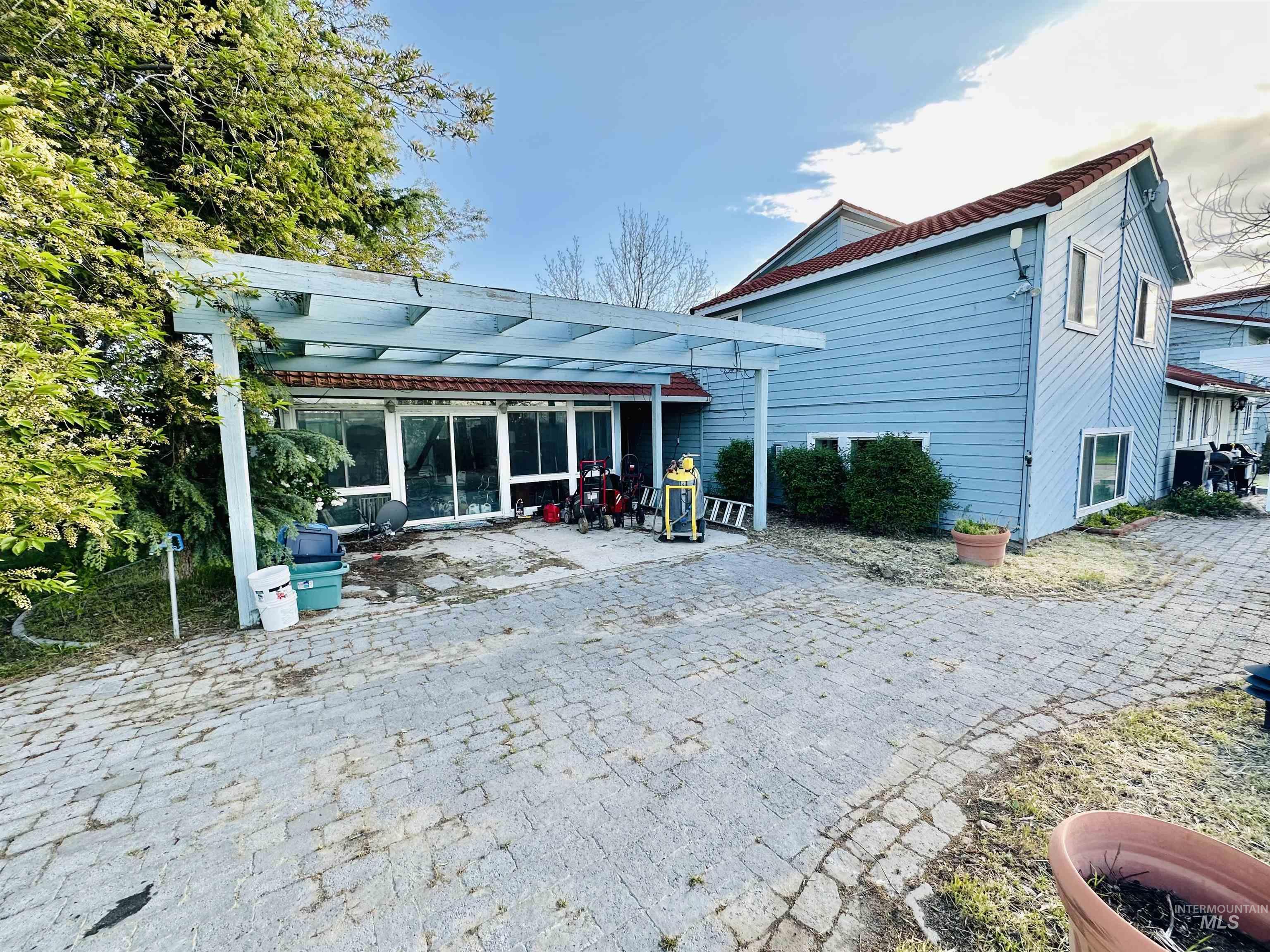 1049 Grand Ave, Nyssa, Oregon 97913, 5 Bedrooms, 3 Bathrooms, Residential For Sale, Price $995,000, 98983921