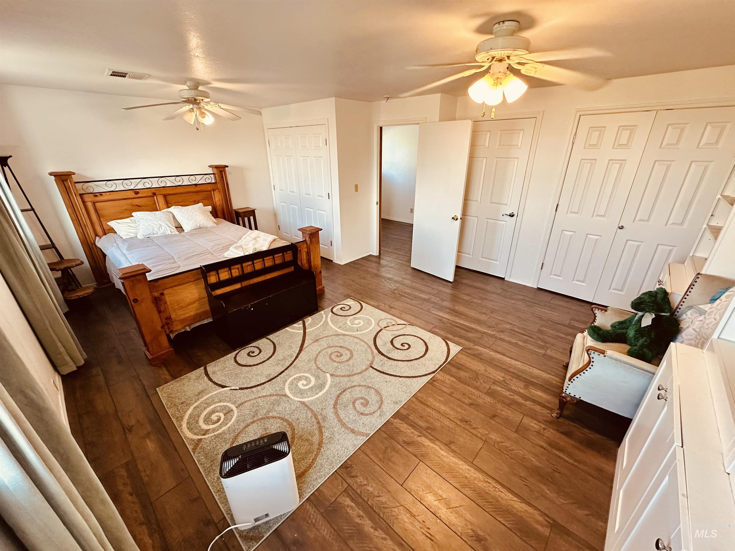 1049 Grand Ave, Nyssa, Oregon 97913, 5 Bedrooms, 3 Bathrooms, Residential For Sale, Price $995,000, 98983921