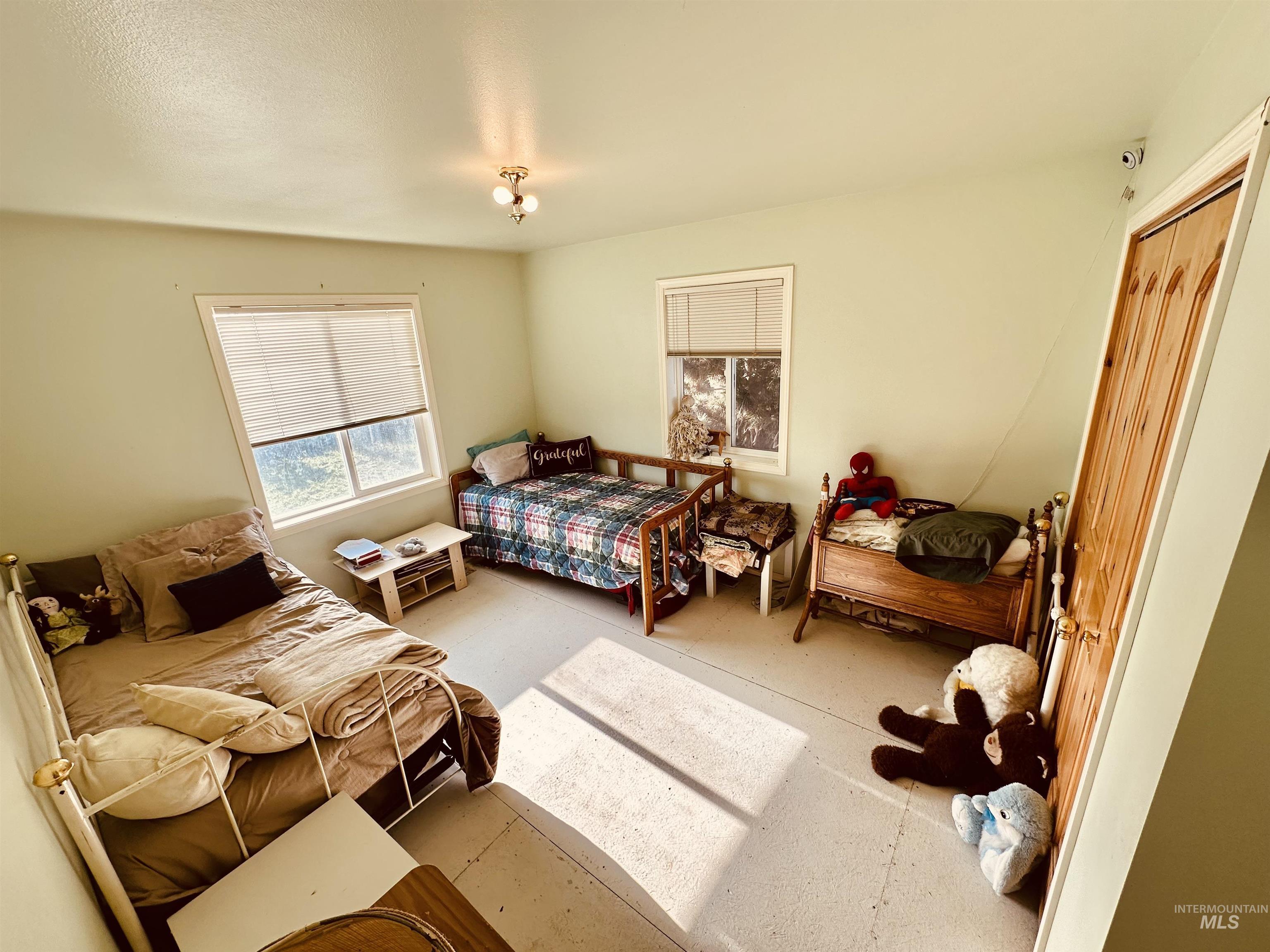 1049 Grand Ave, Nyssa, Oregon 97913, 5 Bedrooms, 3 Bathrooms, Residential For Sale, Price $995,000, 98983921