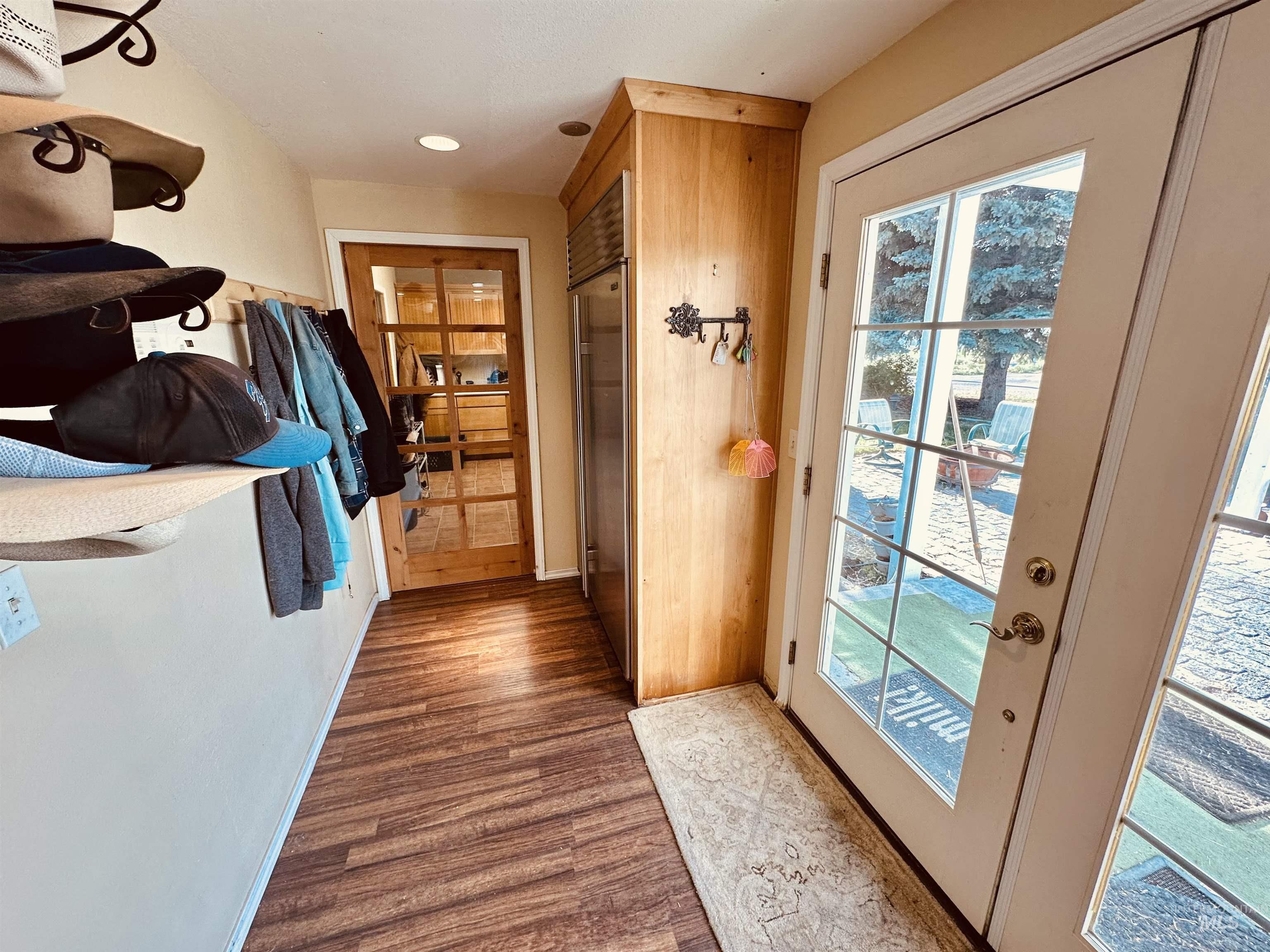 1049 Grand Ave, Nyssa, Oregon 97913, 5 Bedrooms, 3 Bathrooms, Residential For Sale, Price $995,000, 98983921