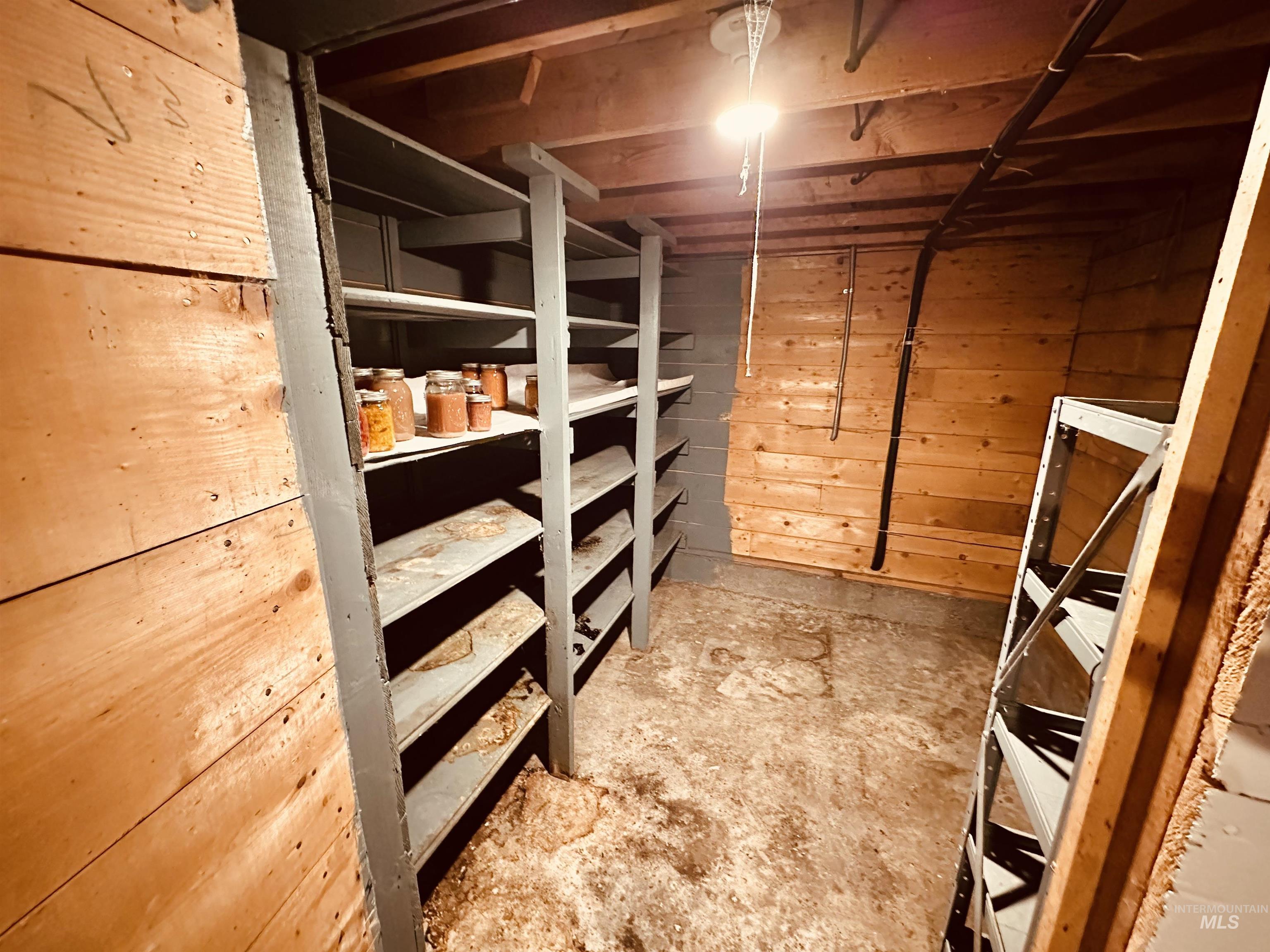 1049 Grand Ave, Nyssa, Oregon 97913, 5 Bedrooms, 3 Bathrooms, Residential For Sale, Price $995,000, 98983921