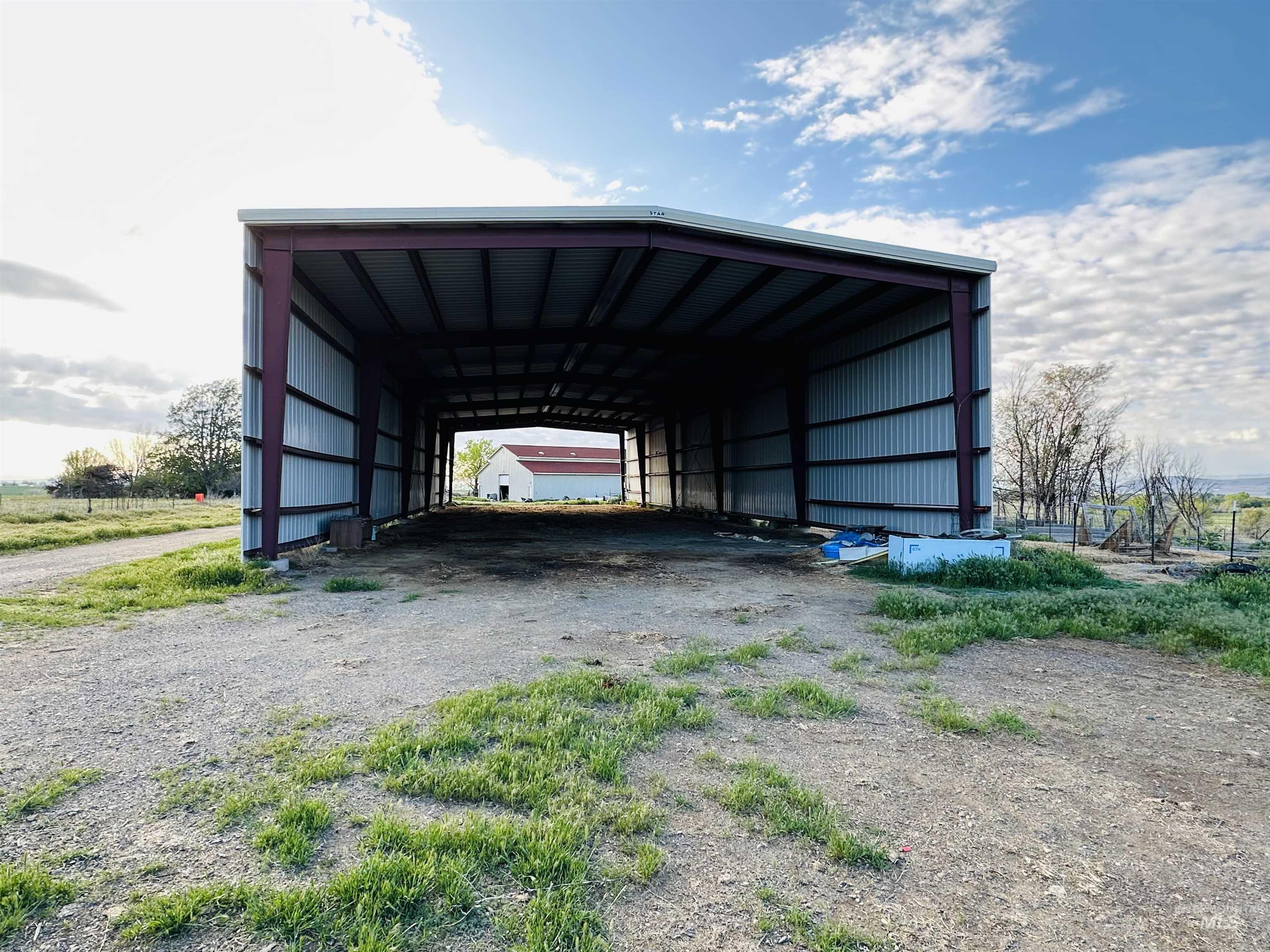 1049 Grand Ave, Nyssa, Oregon 97913, 5 Bedrooms, 3 Bathrooms, Residential For Sale, Price $995,000, 98983921