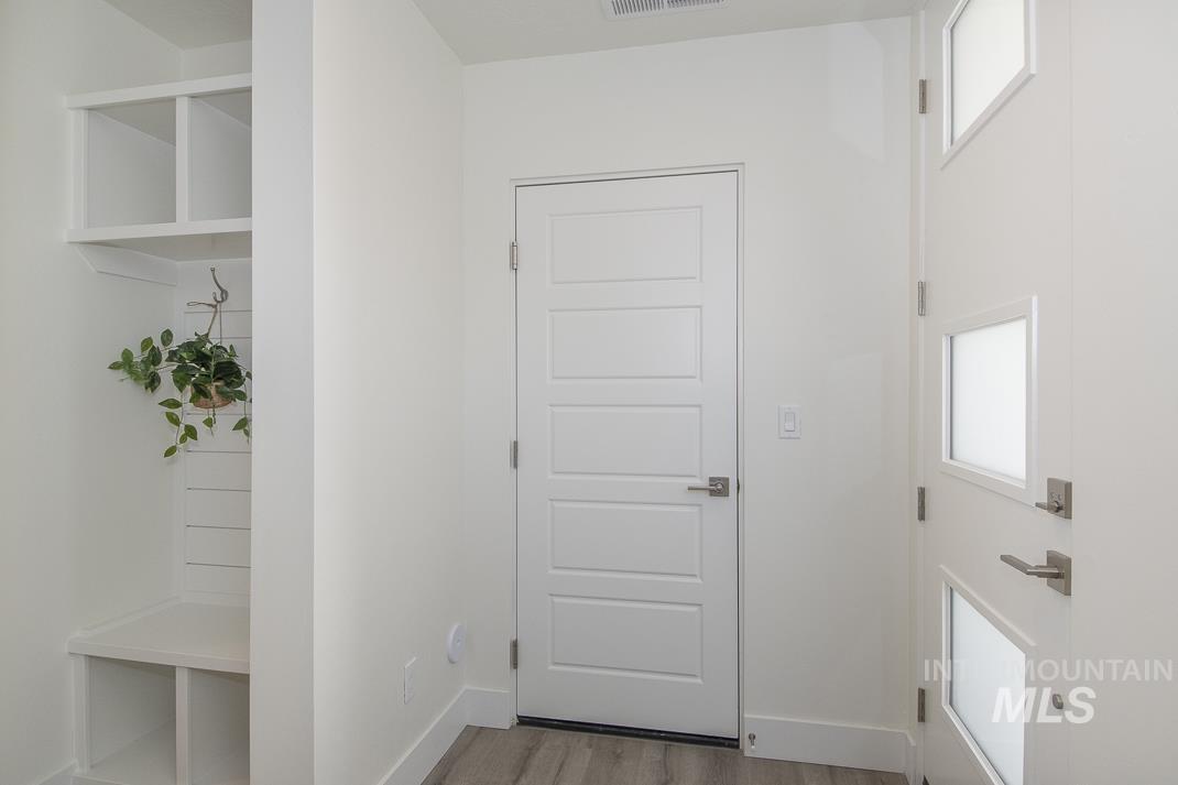 508 & 516 E Violets Cove, Garden City, Idaho 83714, 4 Bedrooms, 3.5 Bathrooms, Residential Income For Sale, Price $1,249,794,MLS 98983922