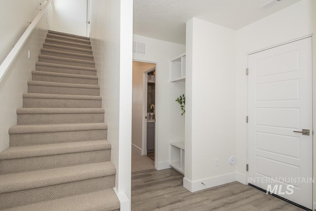 508 & 516 E Violets Cove, Garden City, Idaho 83714, 4 Bedrooms, 3.5 Bathrooms, Residential Income For Sale, Price $1,249,794,MLS 98983922