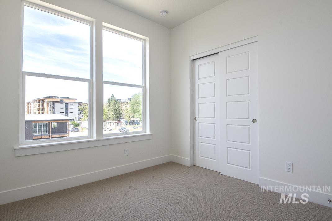 508 & 516 E Violets Cove, Garden City, Idaho 83714, 4 Bedrooms, 3.5 Bathrooms, Residential Income For Sale, Price $1,249,794,MLS 98983922