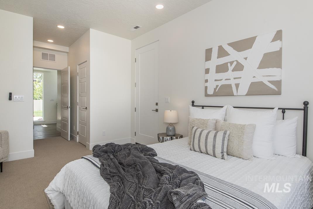 508 & 516 E Violets Cove, Garden City, Idaho 83714, 4 Bedrooms, 3.5 Bathrooms, Residential Income For Sale, Price $1,249,794,MLS 98983922