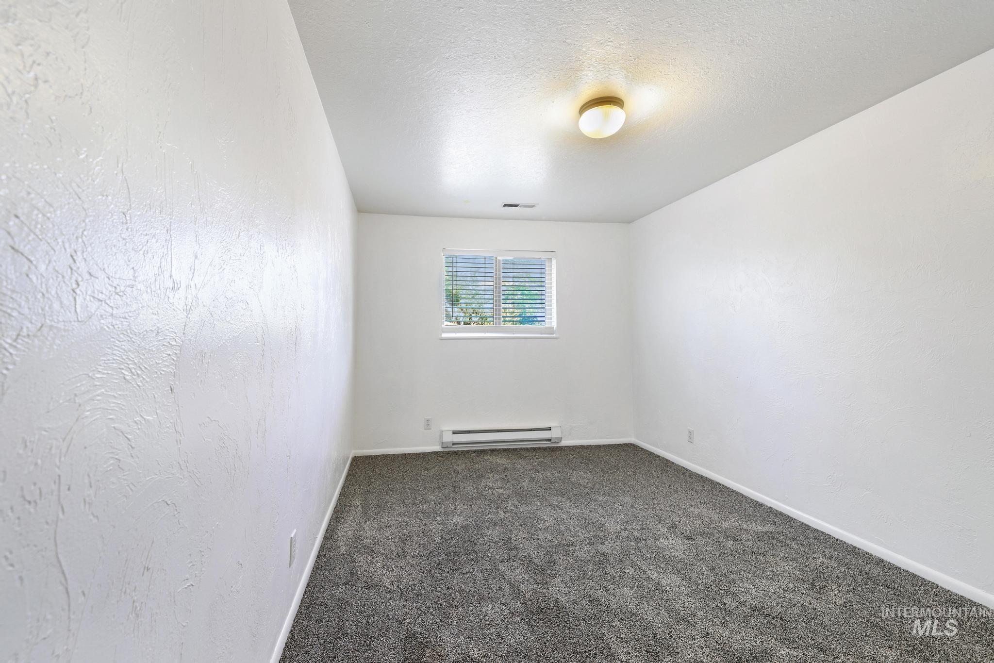 825 Westwind Dr, Twin Falls, Idaho 83301, 4 Bedrooms, 2 Bathrooms, Residential For Sale, Price $365,000, 98983924