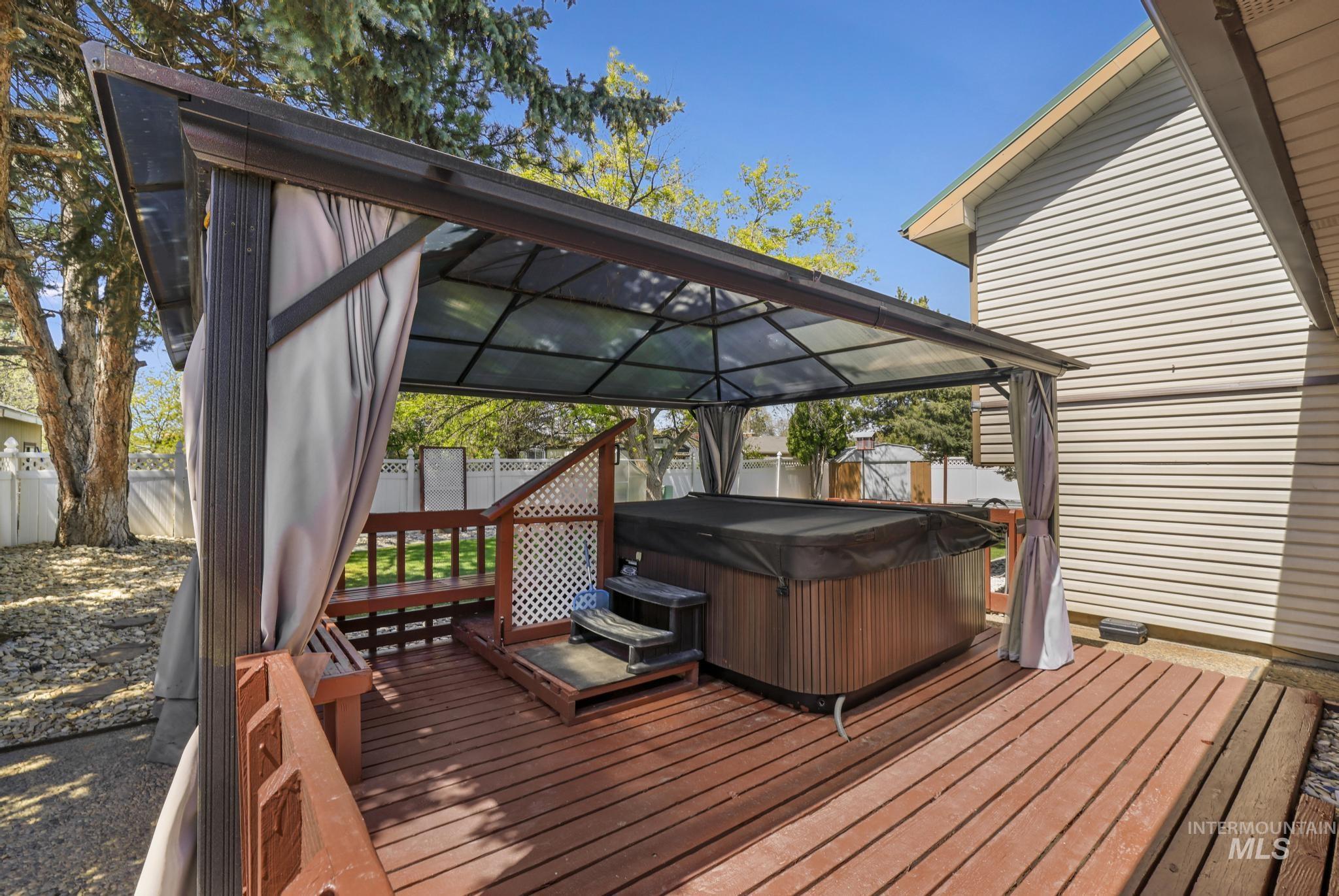 825 Westwind Dr, Twin Falls, Idaho 83301, 4 Bedrooms, 2 Bathrooms, Residential For Sale, Price $365,000, 98983924