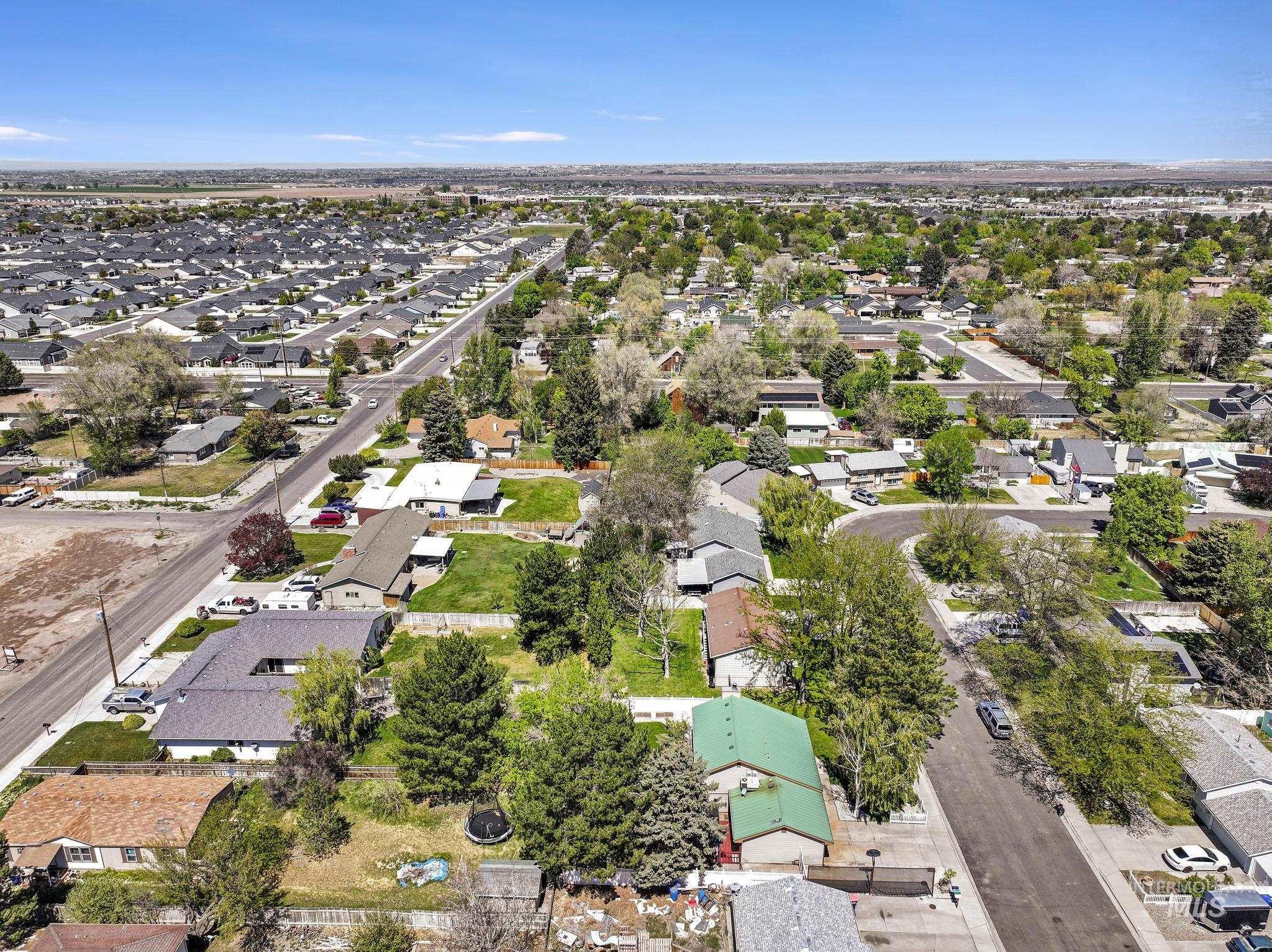 825 Westwind Dr, Twin Falls, Idaho 83301, 4 Bedrooms, 2 Bathrooms, Residential For Sale, Price $365,000, 98983924