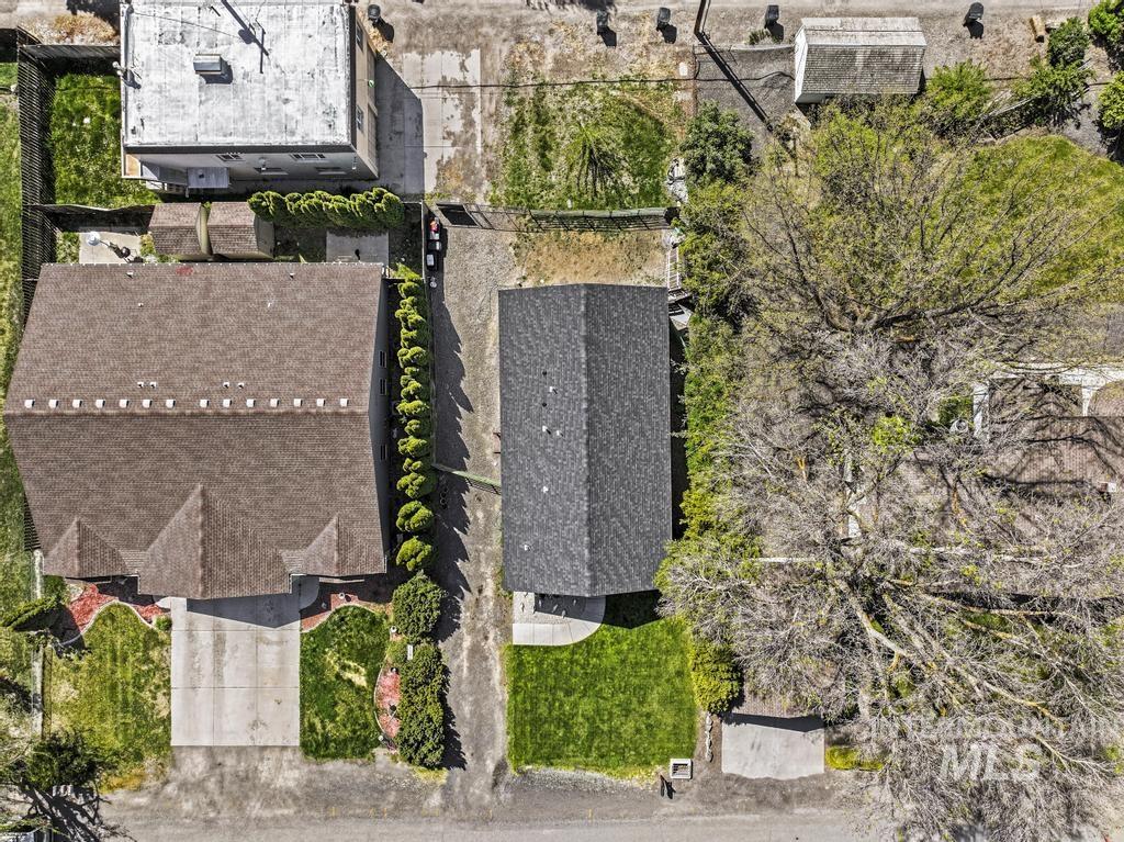 525 Michigan St, Gooding, Idaho 83330, 3 Bedrooms, 2 Bathrooms, Residential For Sale, Price $315,000, 98983925