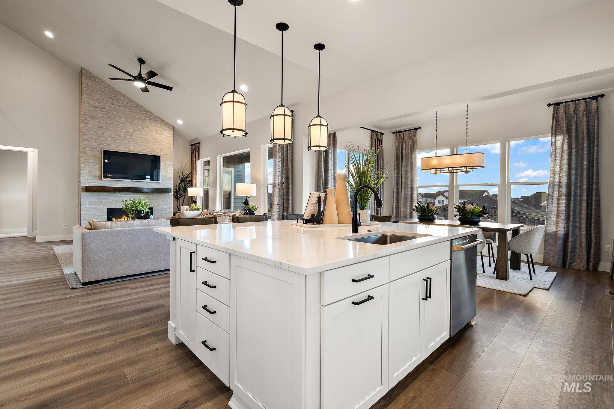 2375 N Mountain Vista Ave, Star, Idaho 83669, 4 Bedrooms, 3.5 Bathrooms, Residential For Sale, Price $799,990, 98983928