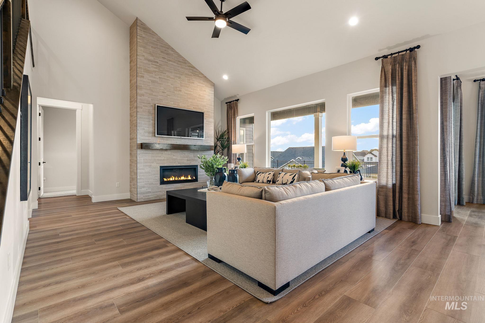 2375 N Mountain Vista Ave, Star, Idaho 83669, 4 Bedrooms, 3.5 Bathrooms, Residential For Sale, Price $799,990, 98983928