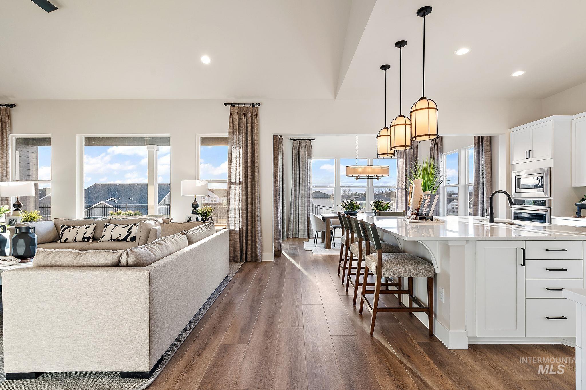 2375 N Mountain Vista Ave, Star, Idaho 83669, 4 Bedrooms, 3.5 Bathrooms, Residential For Sale, Price $799,990, 98983928