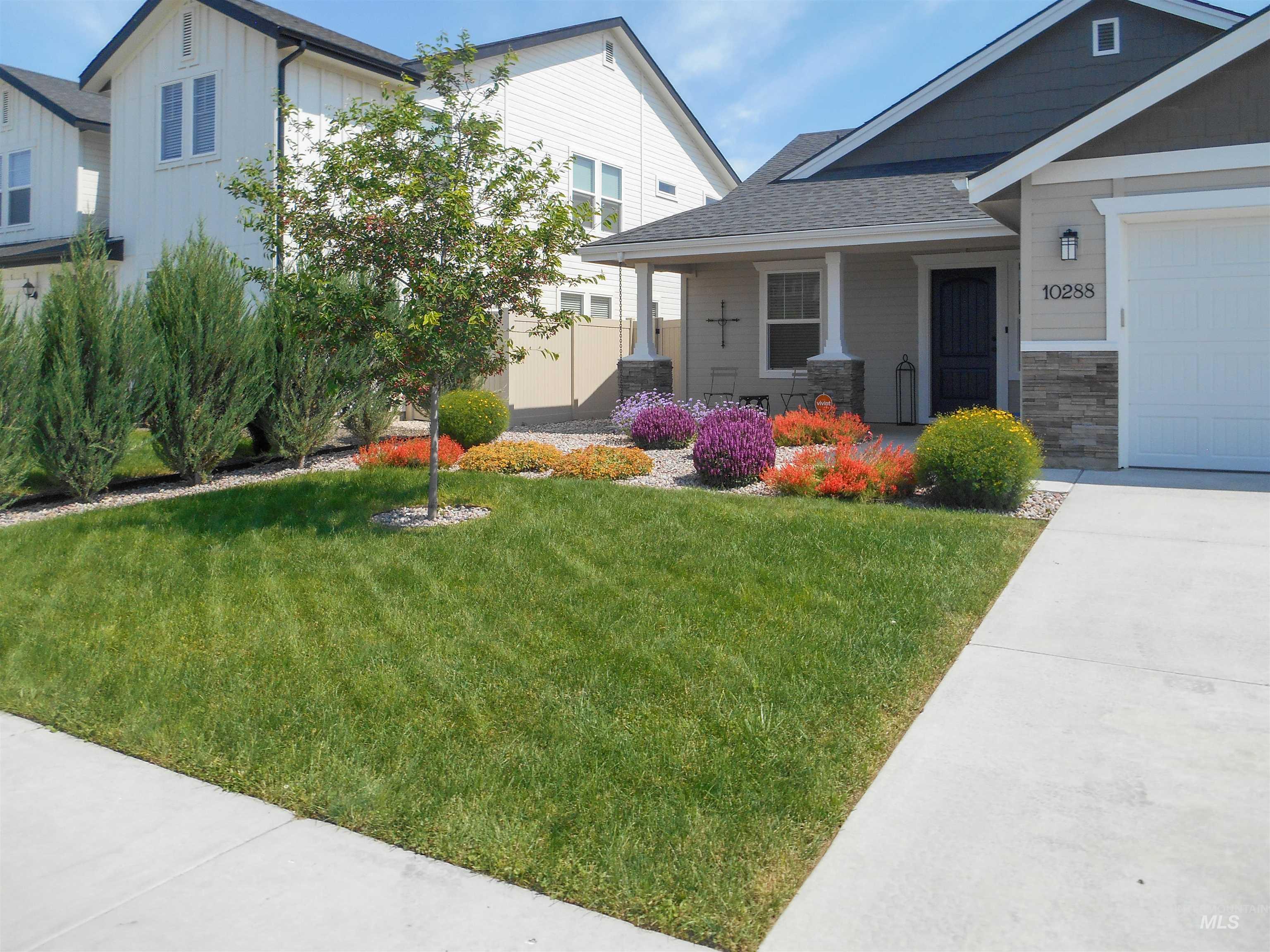 10288 Longtail Dr., Nampa, Idaho 83687, 3 Bedrooms, 2 Bathrooms, Residential For Sale, Price $475,000, 98983930