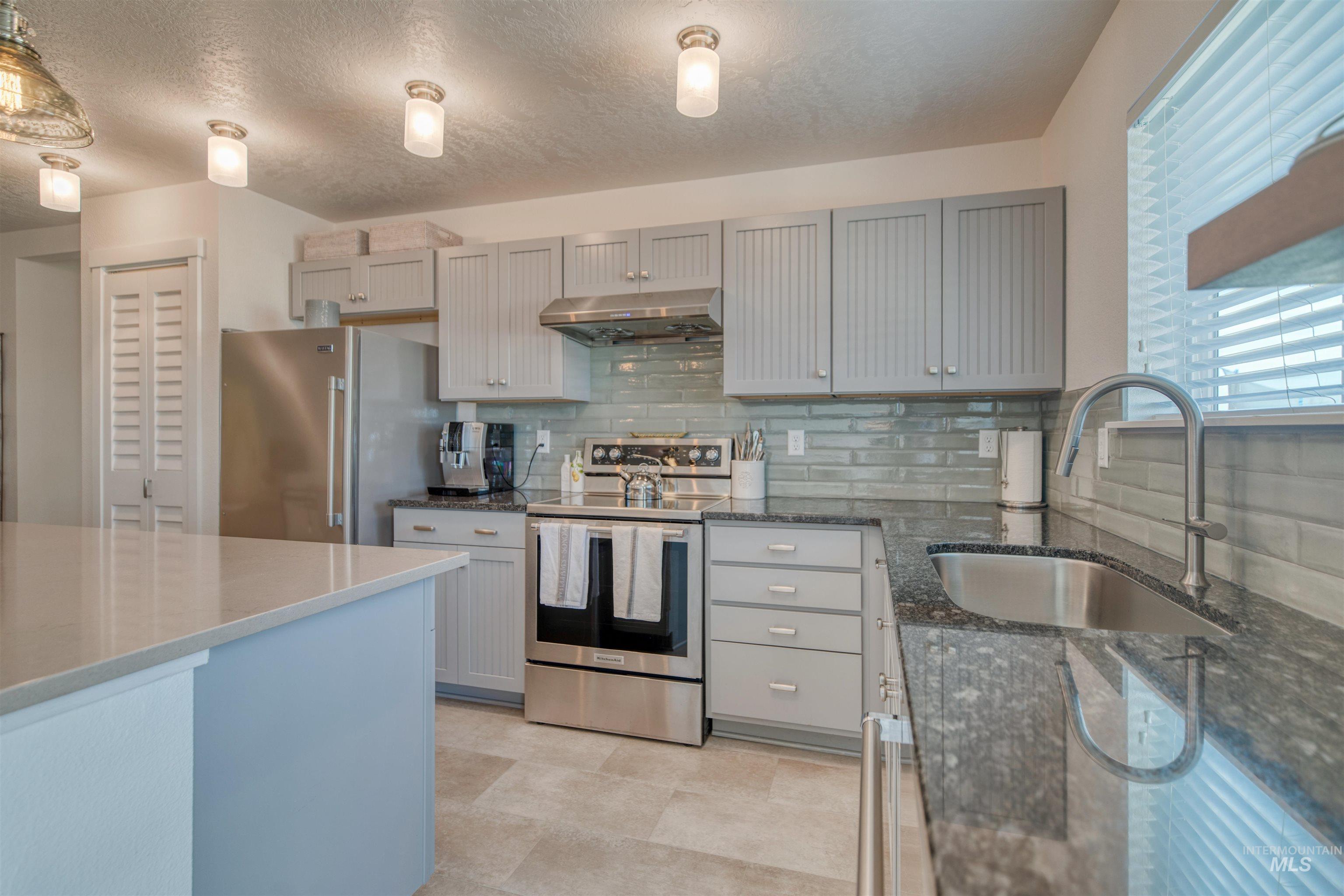 10288 Longtail Dr., Nampa, Idaho 83687, 3 Bedrooms, 2 Bathrooms, Residential For Sale, Price $425,000, 98983930