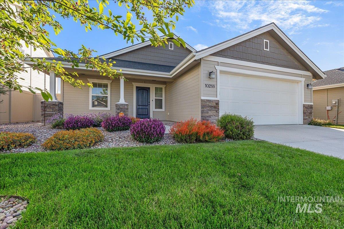 10288 Longtail Dr., Nampa, Idaho 83687, 3 Bedrooms, 2 Bathrooms, Residential For Sale, Price $425,000, 98983930