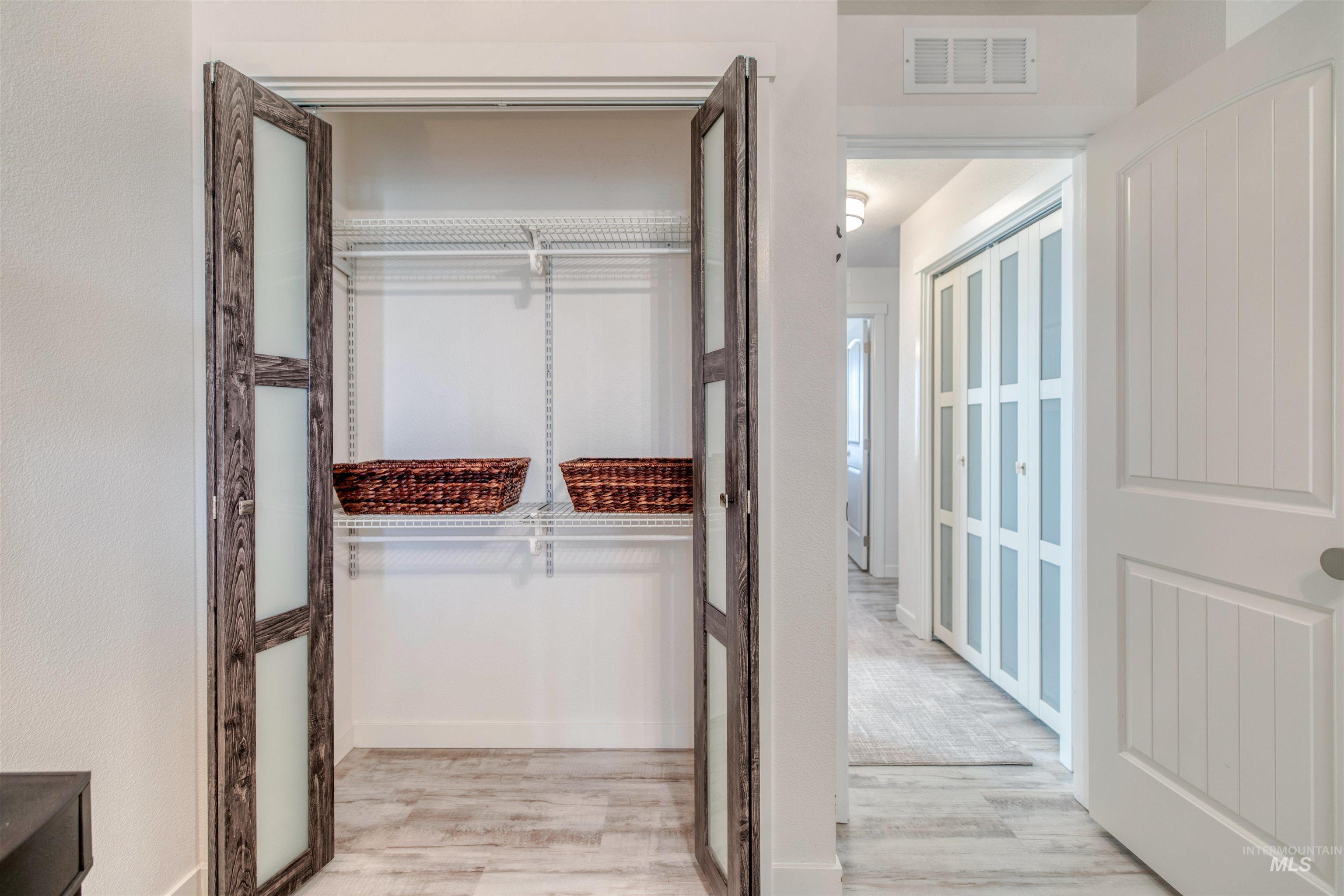 10288 Longtail Dr., Nampa, Idaho 83687, 3 Bedrooms, 2 Bathrooms, Residential For Sale, Price $475,000, 98983930