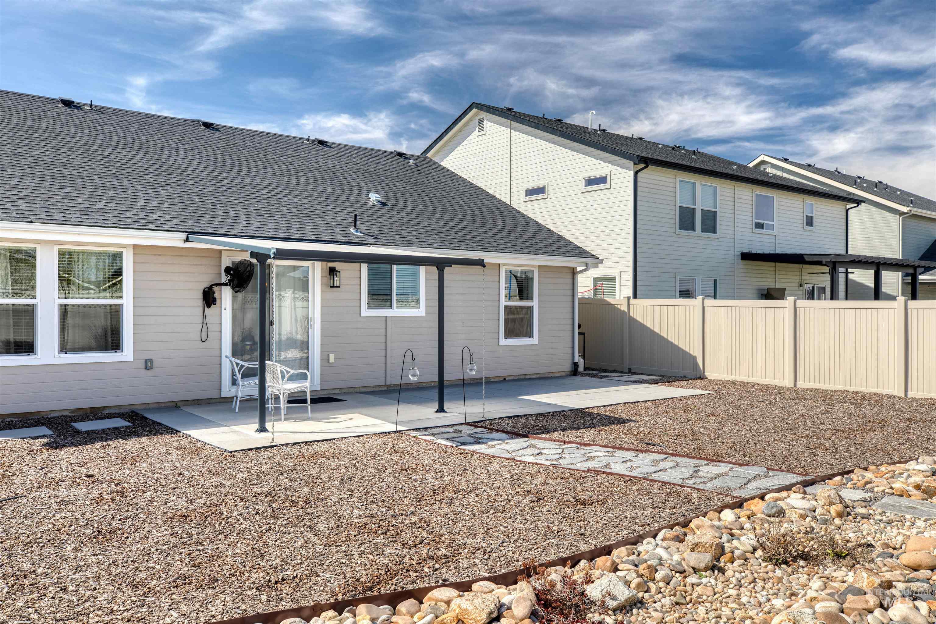 10288 Longtail Dr., Nampa, Idaho 83687, 3 Bedrooms, 2 Bathrooms, Residential For Sale, Price $445,000, 98983930