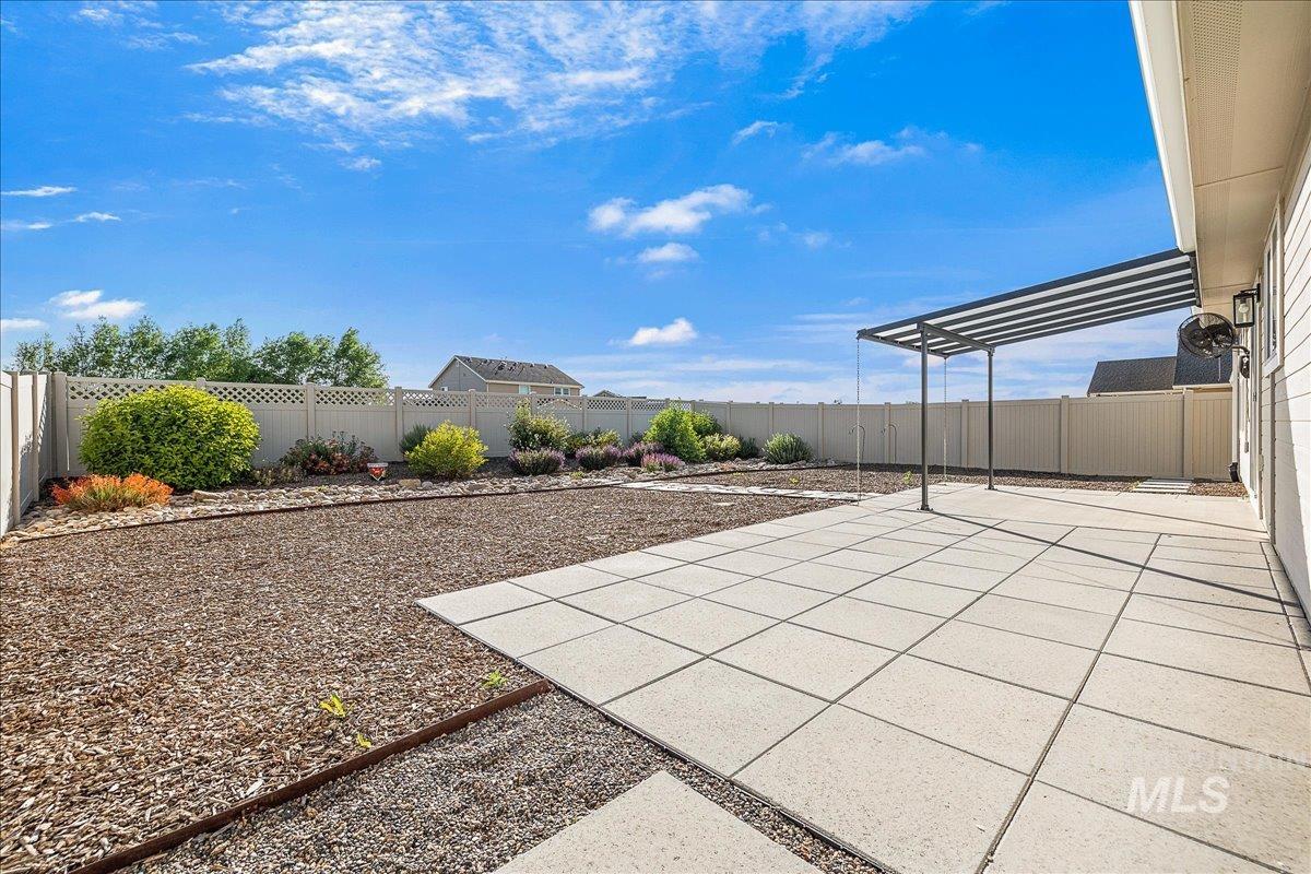 10288 Longtail Dr., Nampa, Idaho 83687, 3 Bedrooms, 2 Bathrooms, Residential For Sale, Price $425,000, 98983930