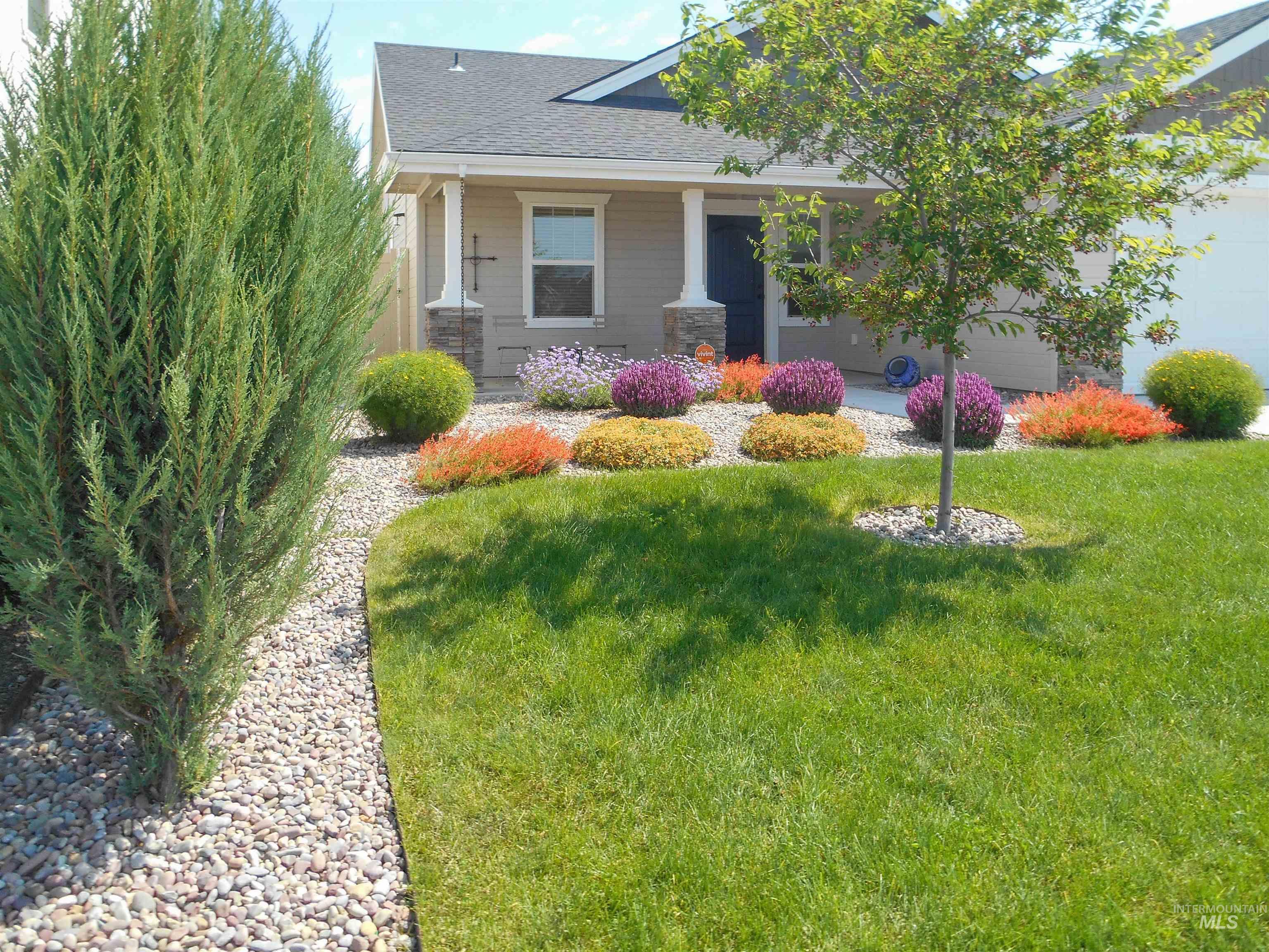 10288 Longtail Dr., Nampa, Idaho 83687, 3 Bedrooms, 2 Bathrooms, Residential For Sale, Price $445,000, 98983930