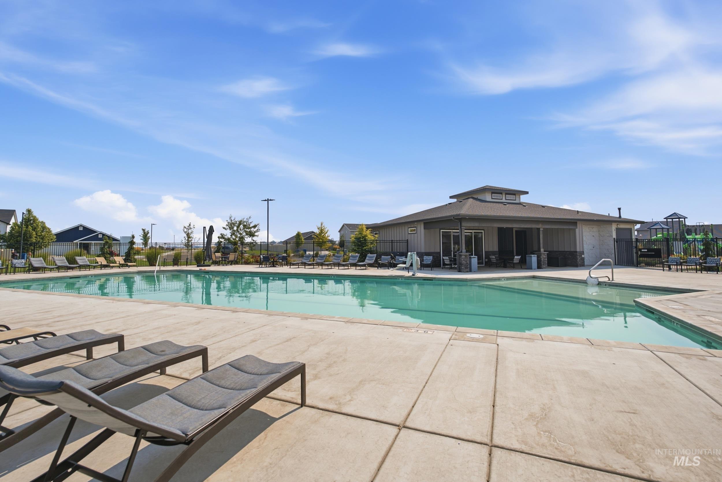 10288 Longtail Dr., Nampa, Idaho 83687, 3 Bedrooms, 2 Bathrooms, Residential For Sale, Price $425,000, 98983930