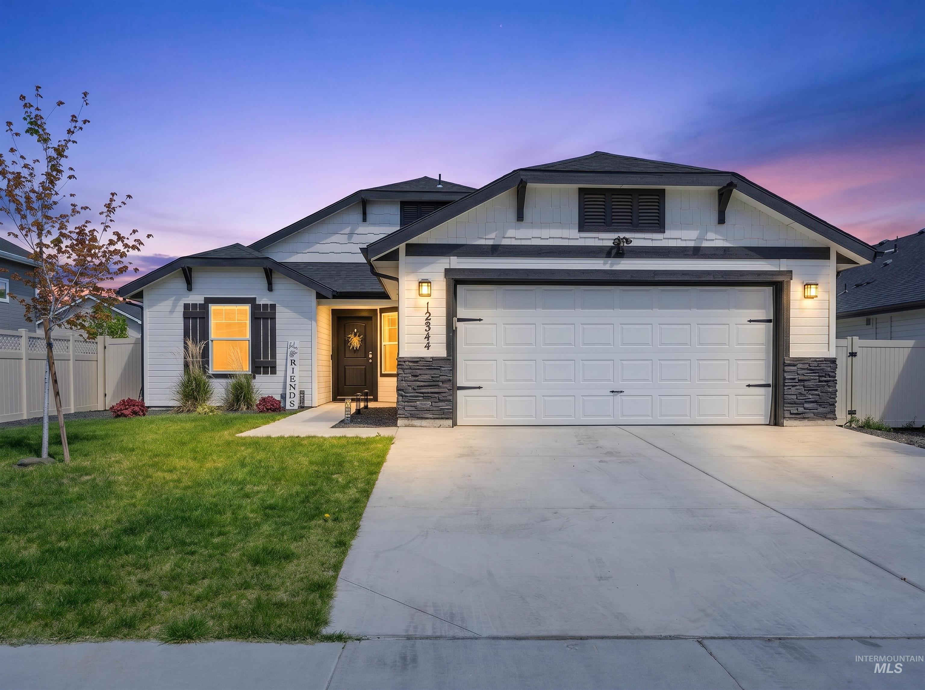 12344 Shadow River St, Caldwell, Idaho 83607, 3 Bedrooms, 2 Bathrooms, Residential For Sale, Price $375,500, 98983932