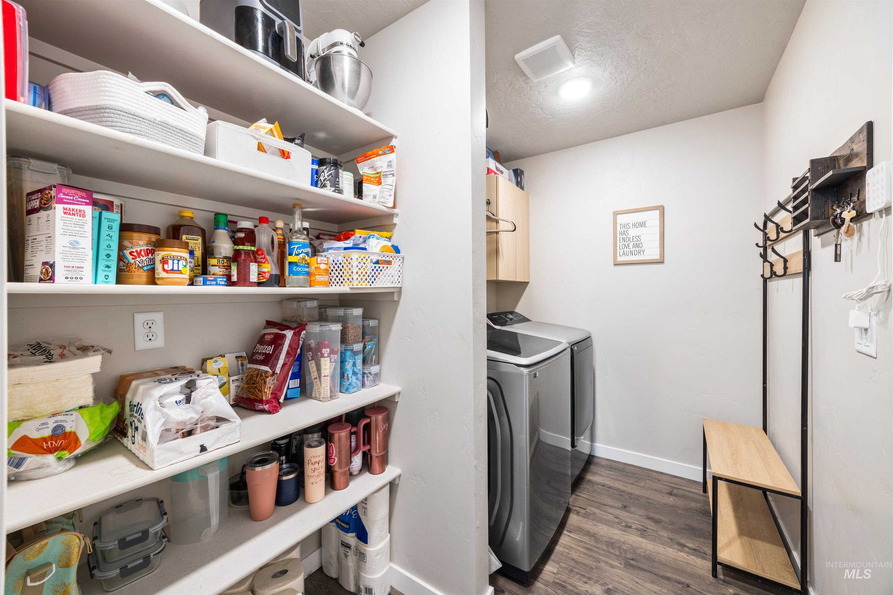 12344 Shadow River St, Caldwell, Idaho 83607, 3 Bedrooms, 2 Bathrooms, Residential For Sale, Price $375,500, 98983932