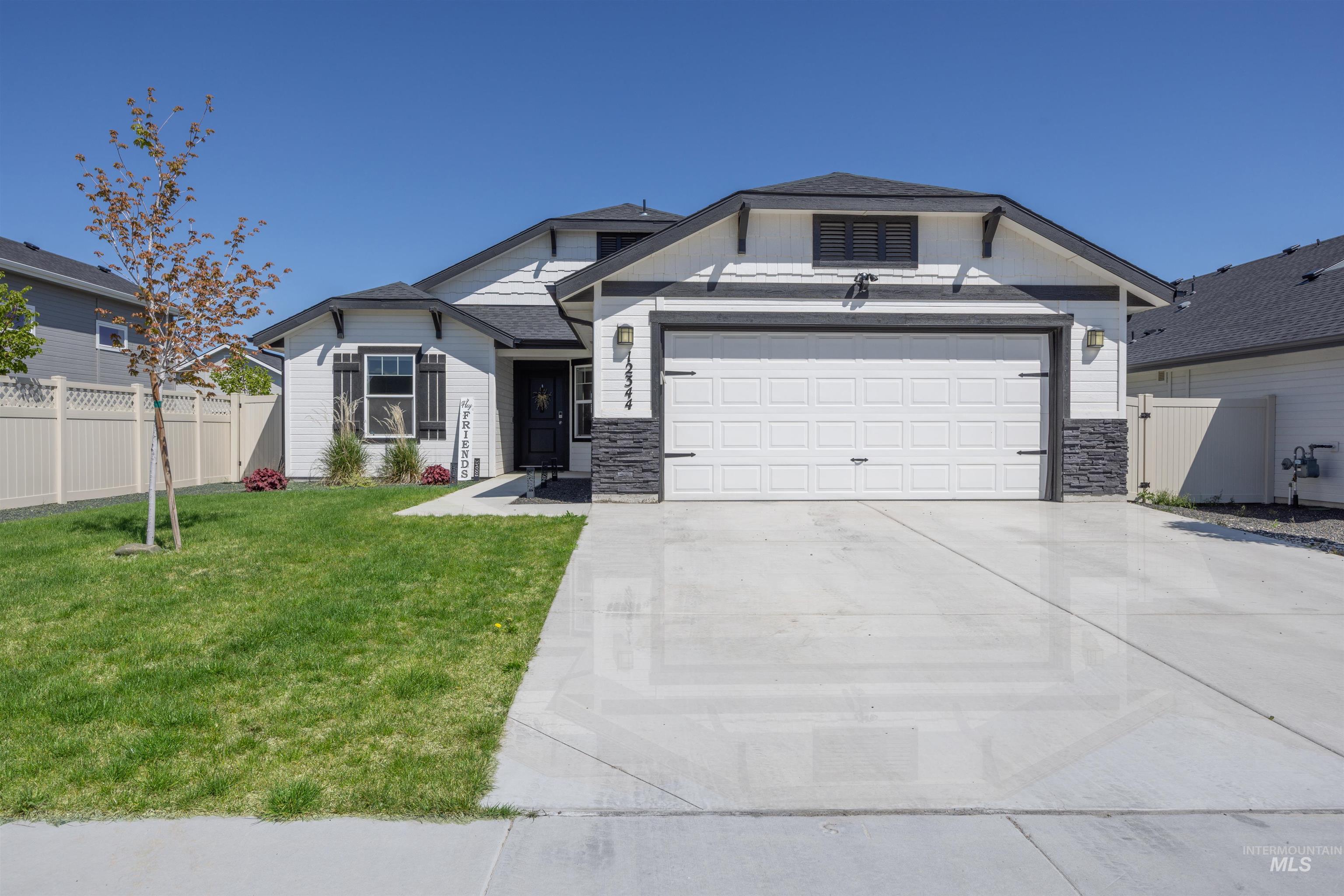 12344 Shadow River St, Caldwell, Idaho 83607, 3 Bedrooms, 2 Bathrooms, Residential For Sale, Price $375,500, 98983932