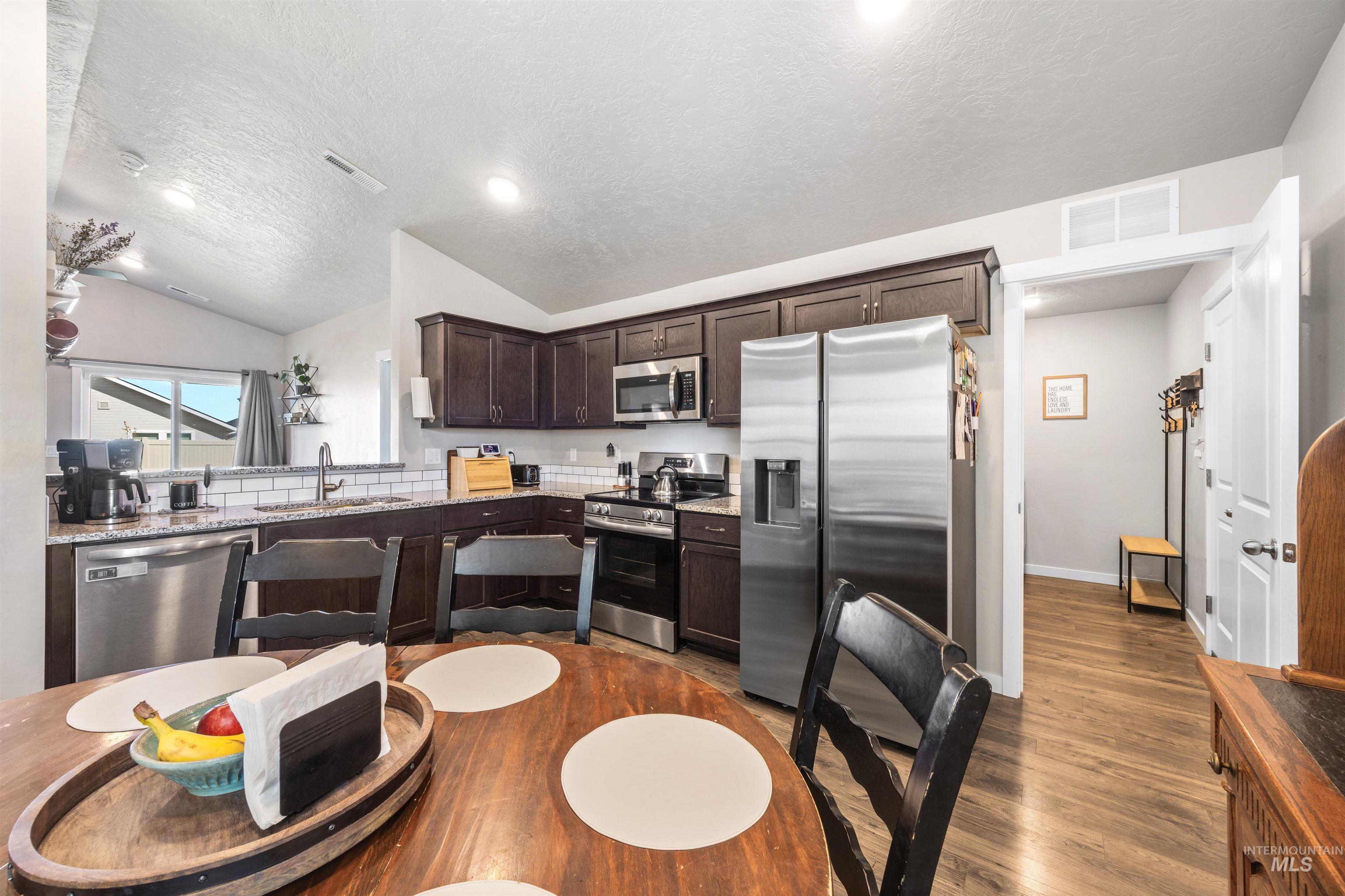 12344 Shadow River St, Caldwell, Idaho 83607, 3 Bedrooms, 2 Bathrooms, Residential For Sale, Price $375,500, 98983932