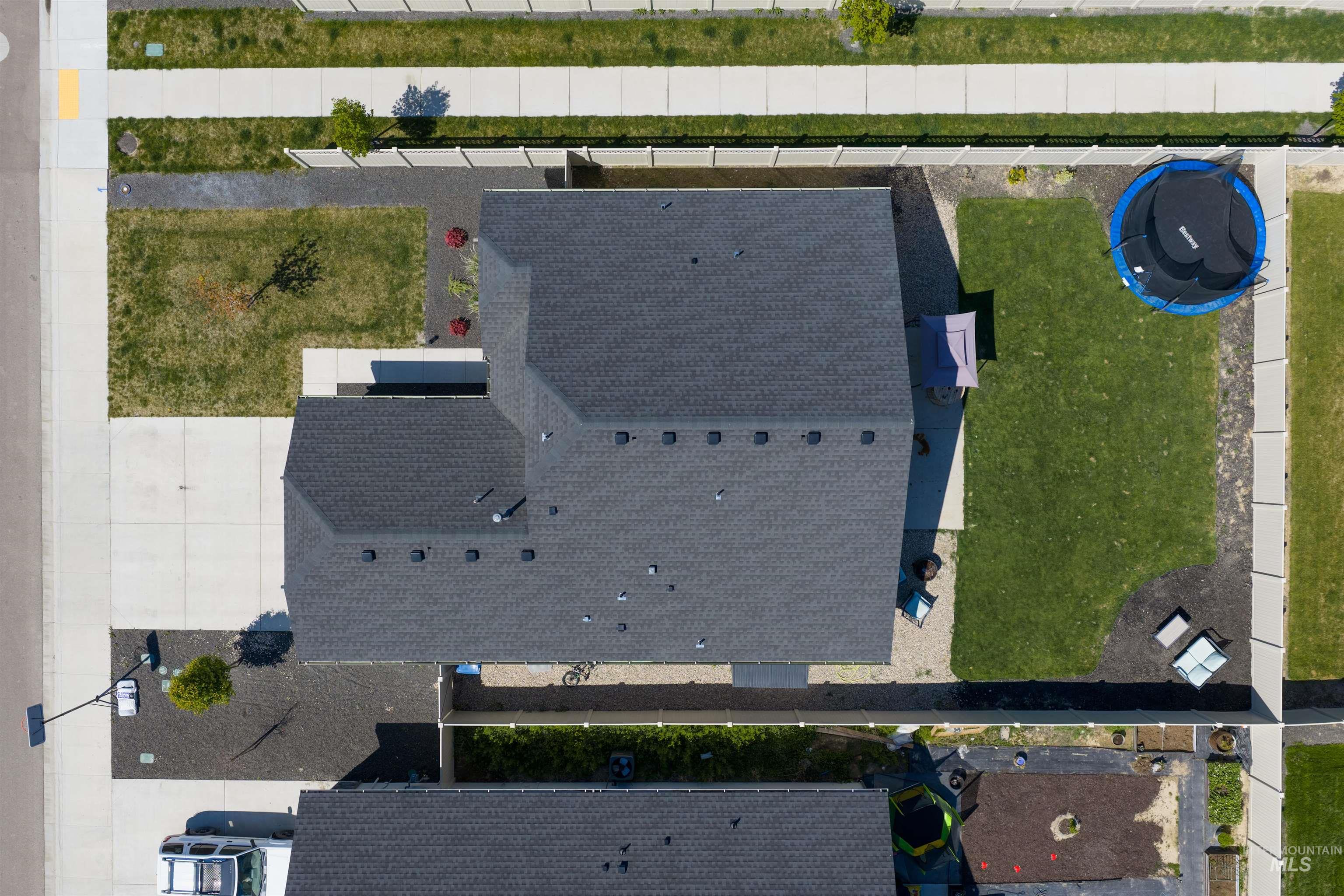 12344 Shadow River St, Caldwell, Idaho 83607, 3 Bedrooms, 2 Bathrooms, Residential For Sale, Price $375,500, 98983932