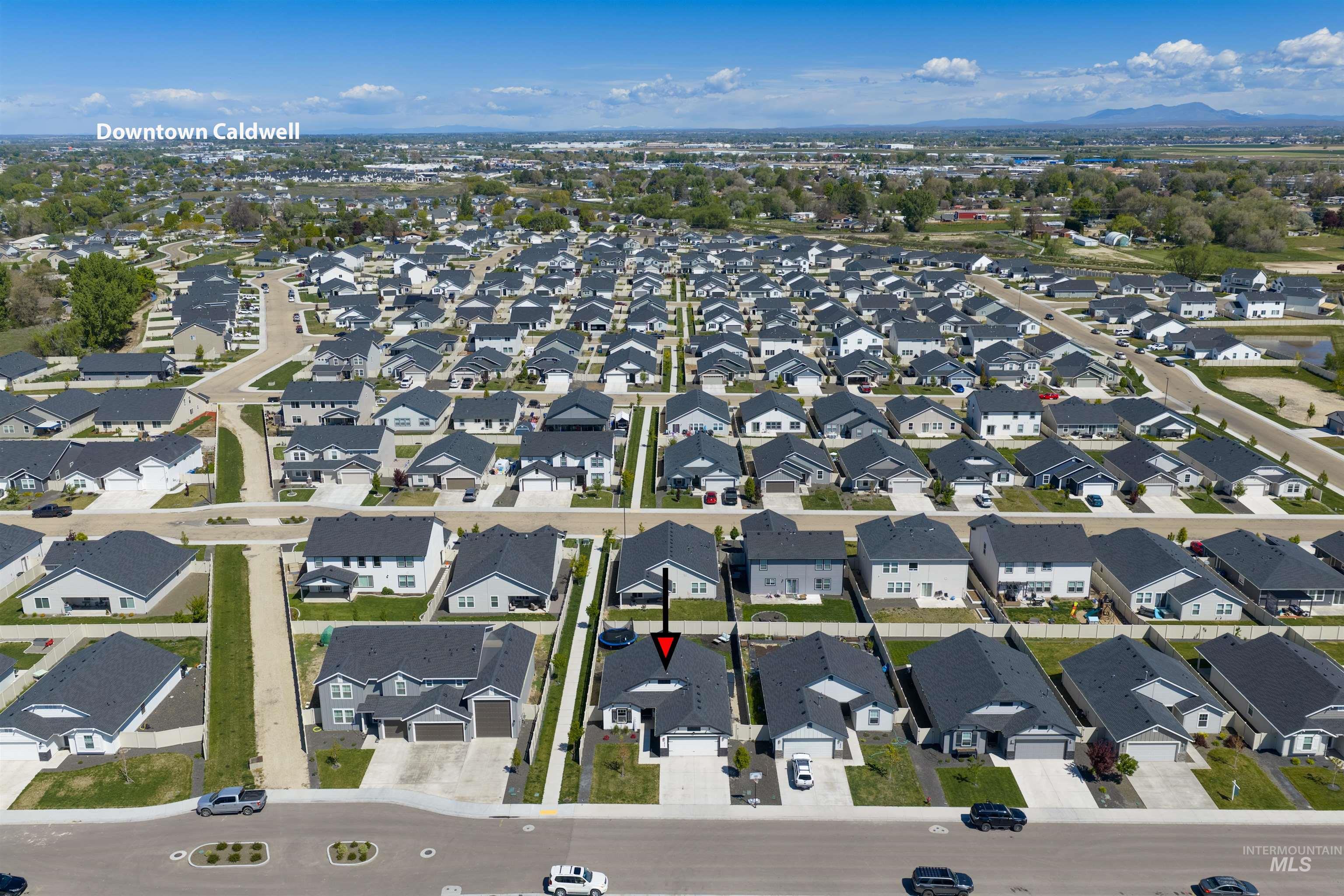 12344 Shadow River St, Caldwell, Idaho 83607, 3 Bedrooms, 2 Bathrooms, Residential For Sale, Price $375,500, 98983932