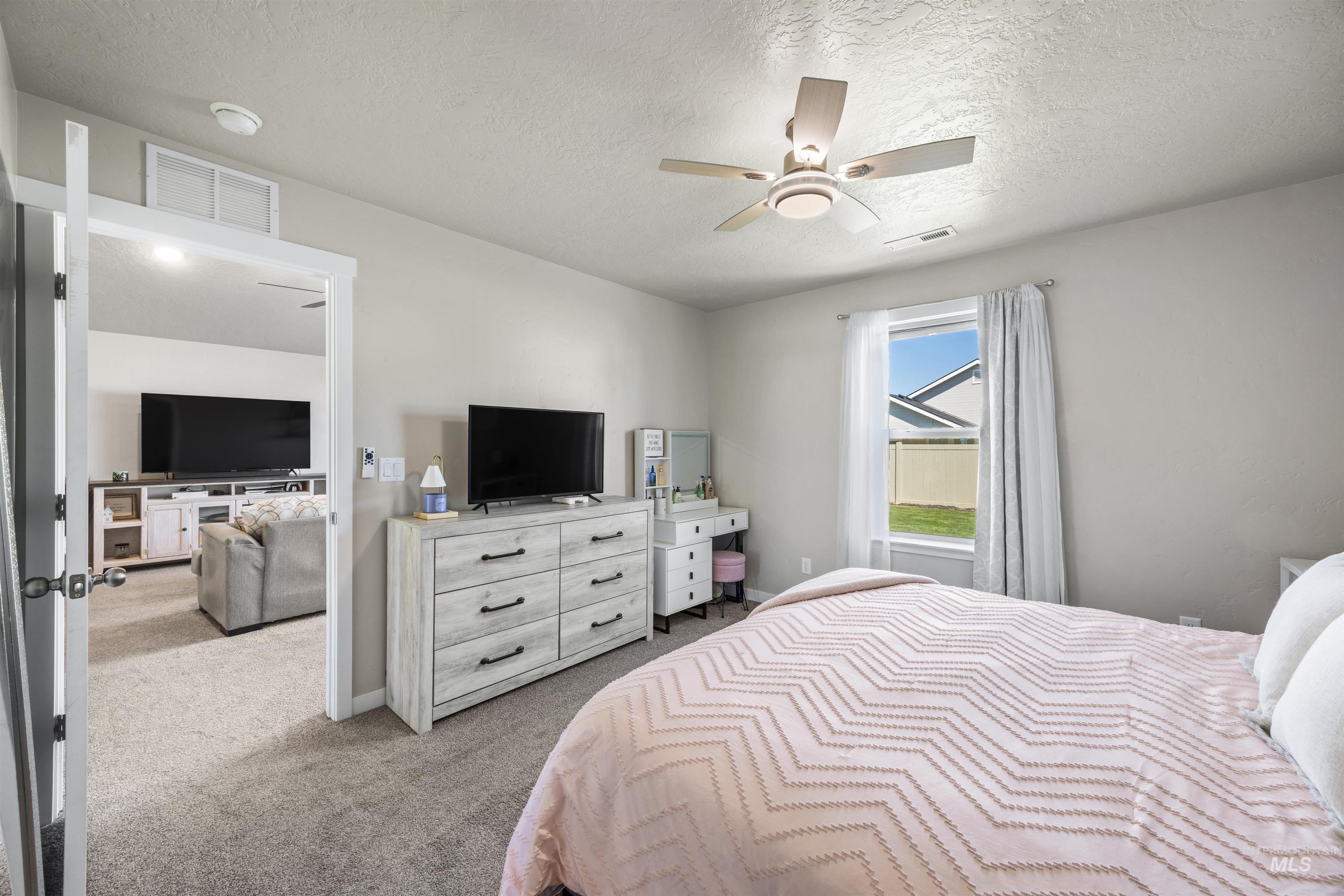 12344 Shadow River St, Caldwell, Idaho 83607, 3 Bedrooms, 2 Bathrooms, Residential For Sale, Price $375,500, 98983932