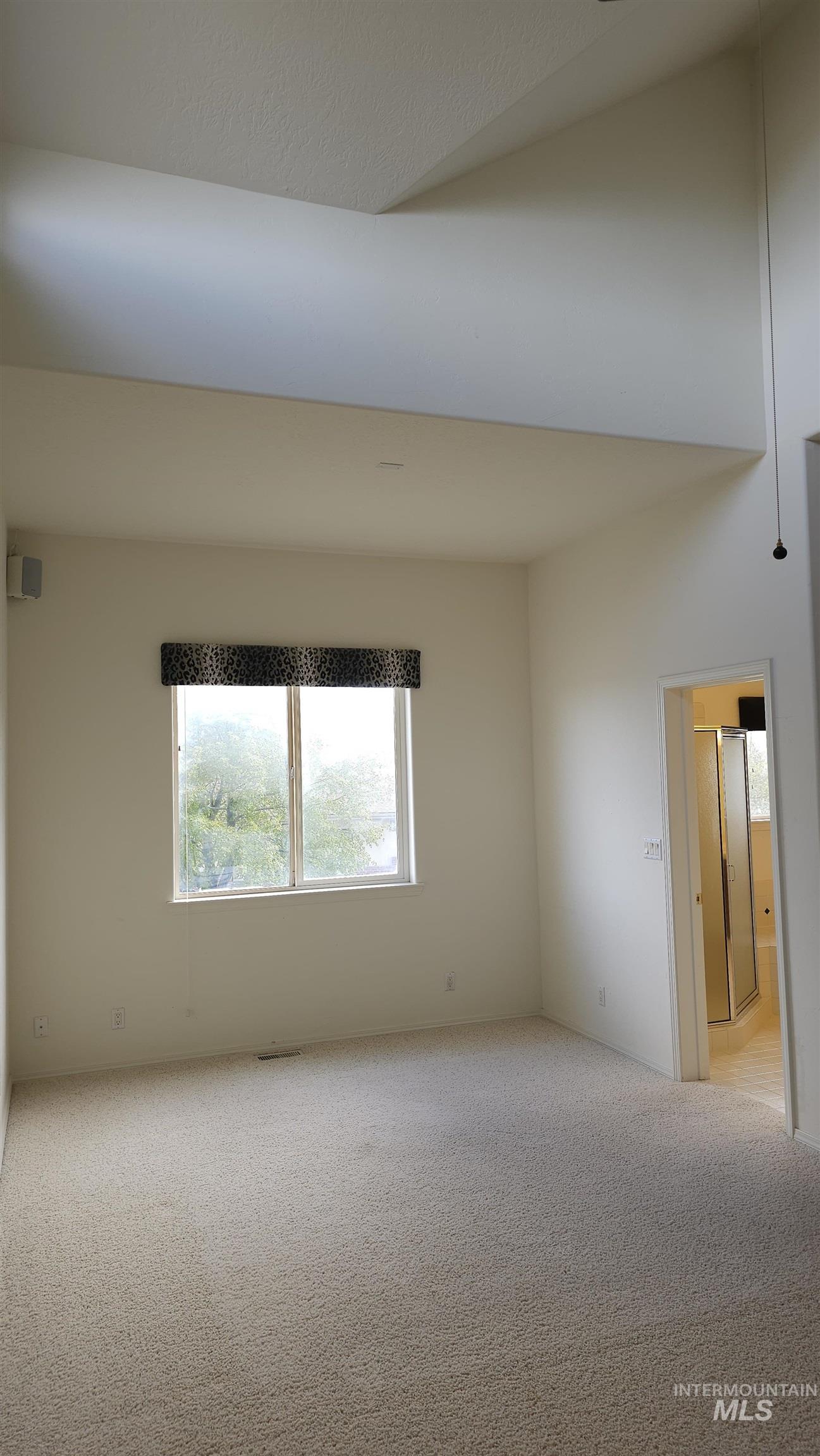 286 River Vista Pl, Twin Falls, Idaho 83301, 3 Bedrooms, 3.5 Bathrooms, Residential Income For Sale, Price $519,900,MLS 98983933