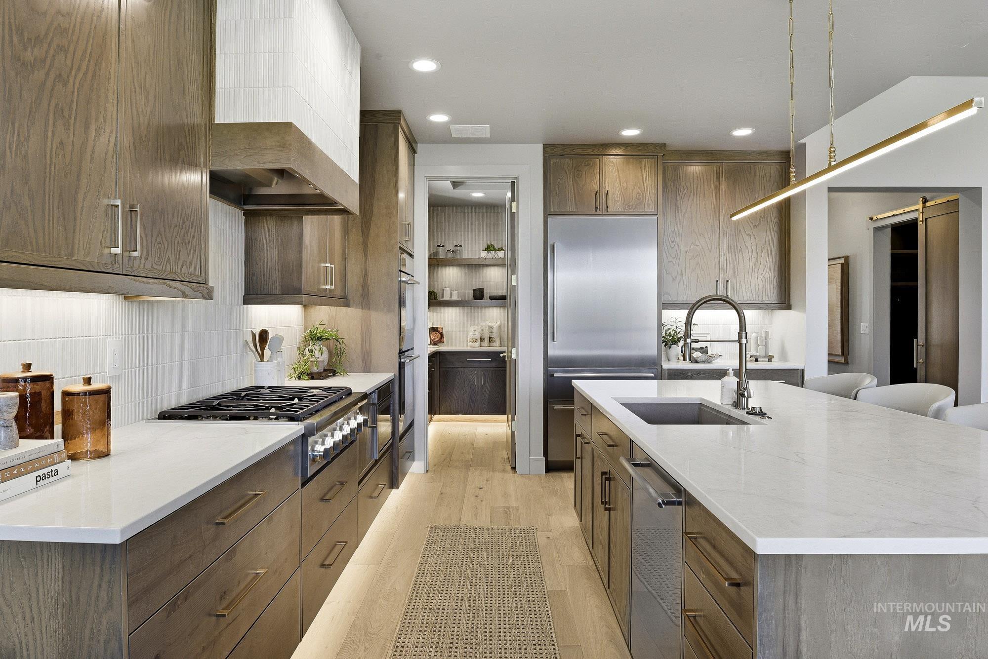 11332 W Lahinch ln, Kuna, Idaho 83634, 4 Bedrooms, 2.5 Bathrooms, Residential For Sale, Price $1,120,000, 98983934