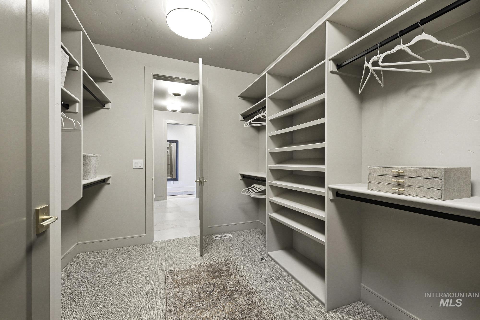 11332 W Lahinch ln, Kuna, Idaho 83634, 4 Bedrooms, 2.5 Bathrooms, Residential For Sale, Price $1,120,000, 98983934