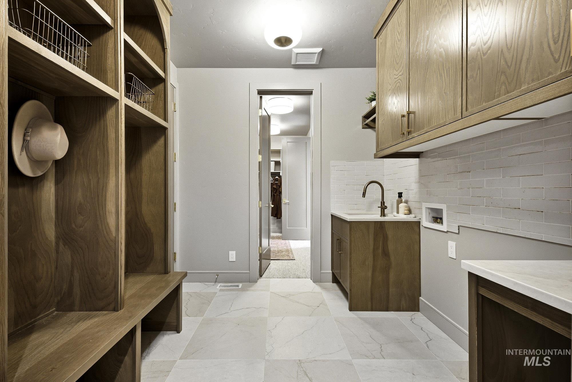 11332 W Lahinch ln, Kuna, Idaho 83634, 4 Bedrooms, 2.5 Bathrooms, Residential For Sale, Price $1,120,000, 98983934