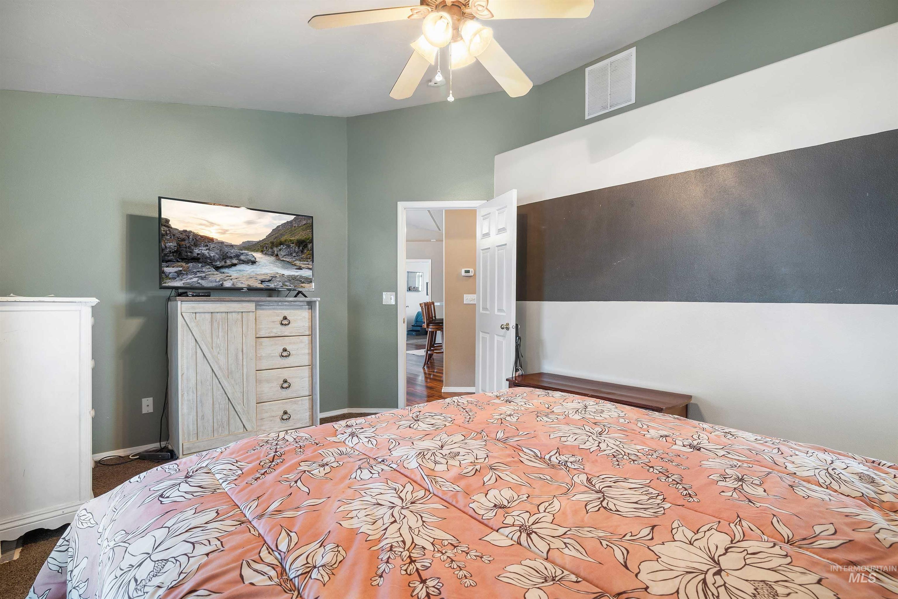 2548 Ironwood Ave, Twin Falls, Idaho 83301, 3 Bedrooms, 2 Bathrooms, Residential For Sale, Price $369,900, 98983935