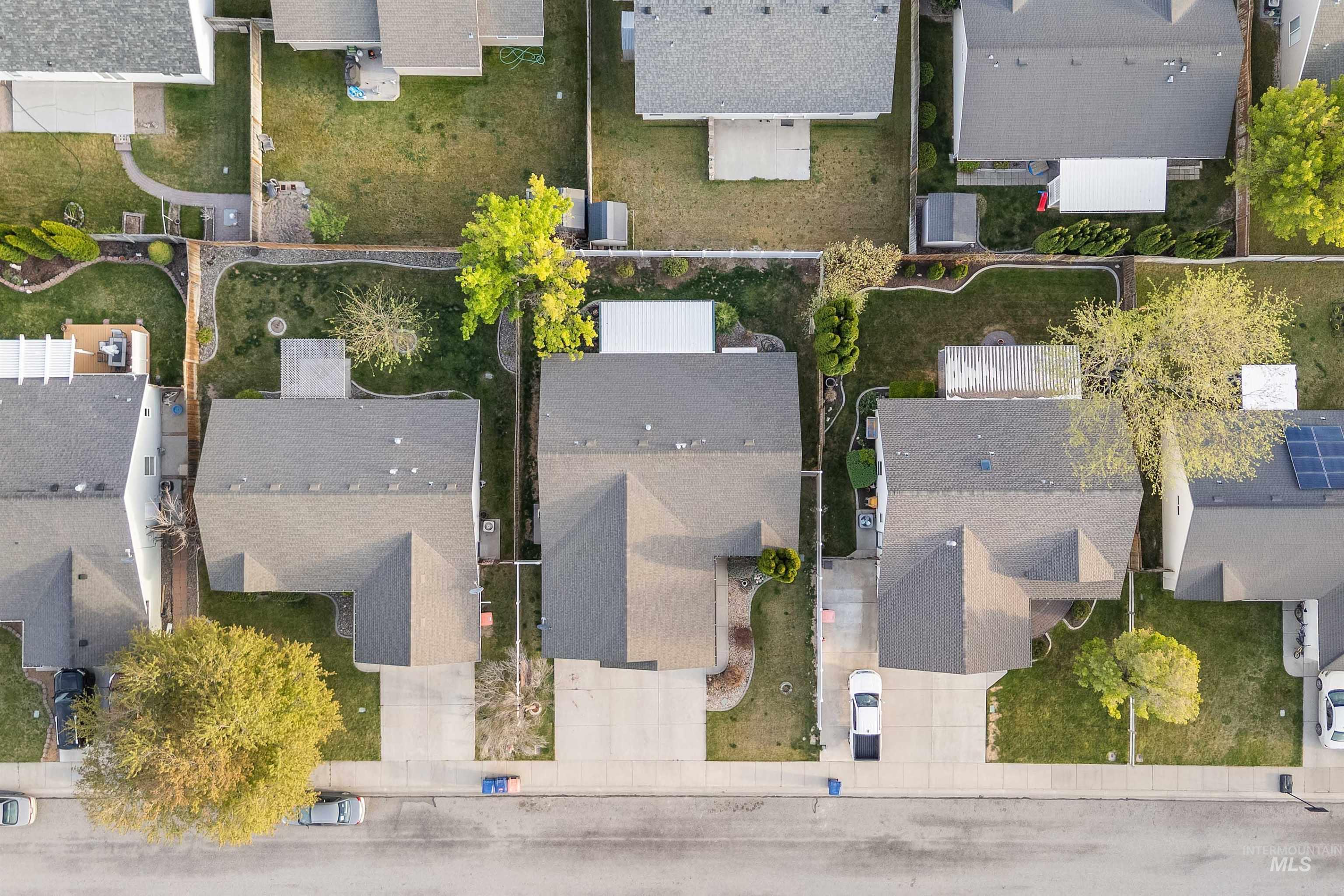 2548 Ironwood Ave, Twin Falls, Idaho 83301, 3 Bedrooms, 2 Bathrooms, Residential For Sale, Price $369,900, 98983935