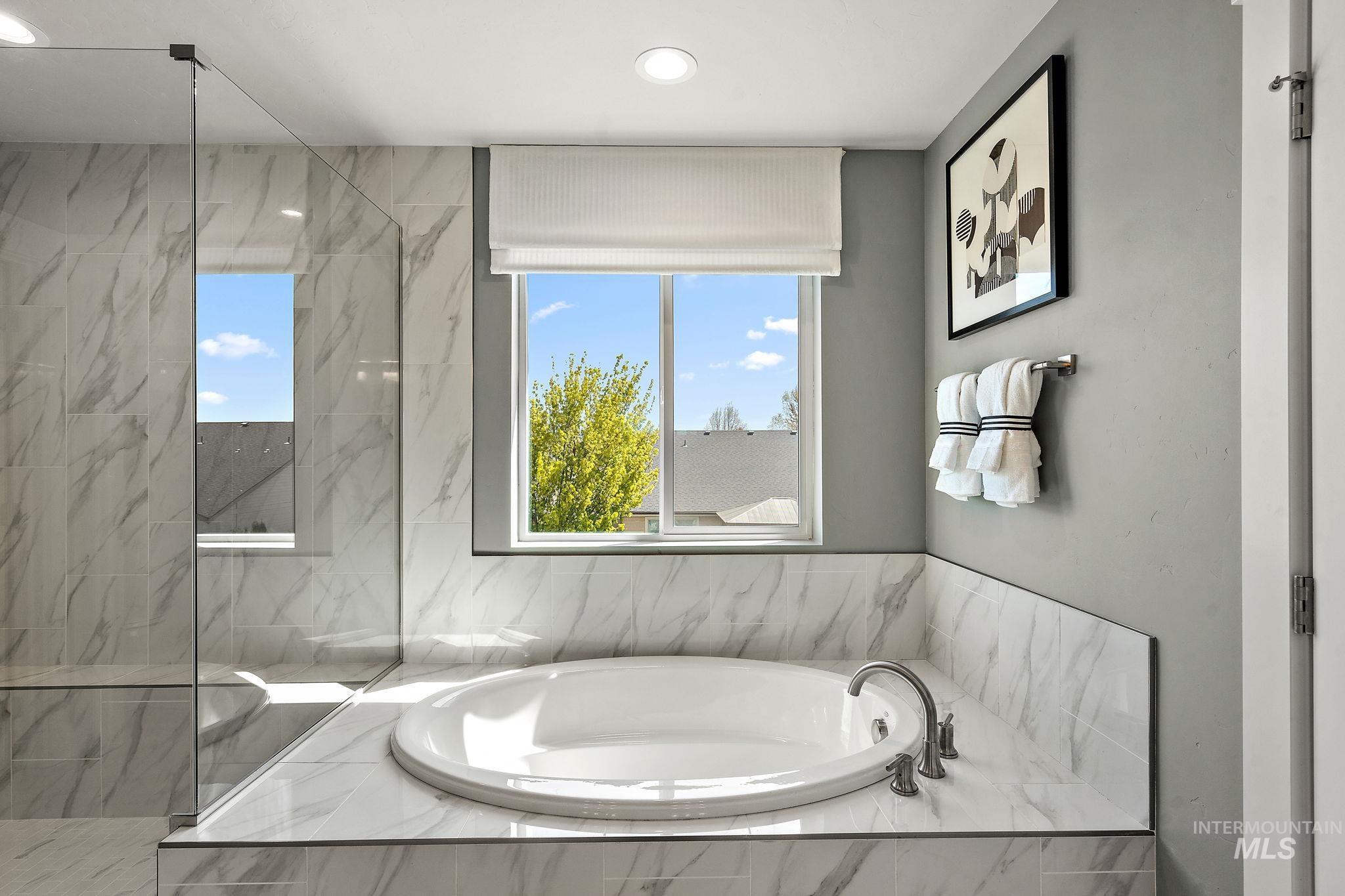 6069 N Senita Hills Ave, Meridian, Idaho 83646, 5 Bedrooms, 4 Bathrooms, Residential For Sale, Price $769,990, 98983936